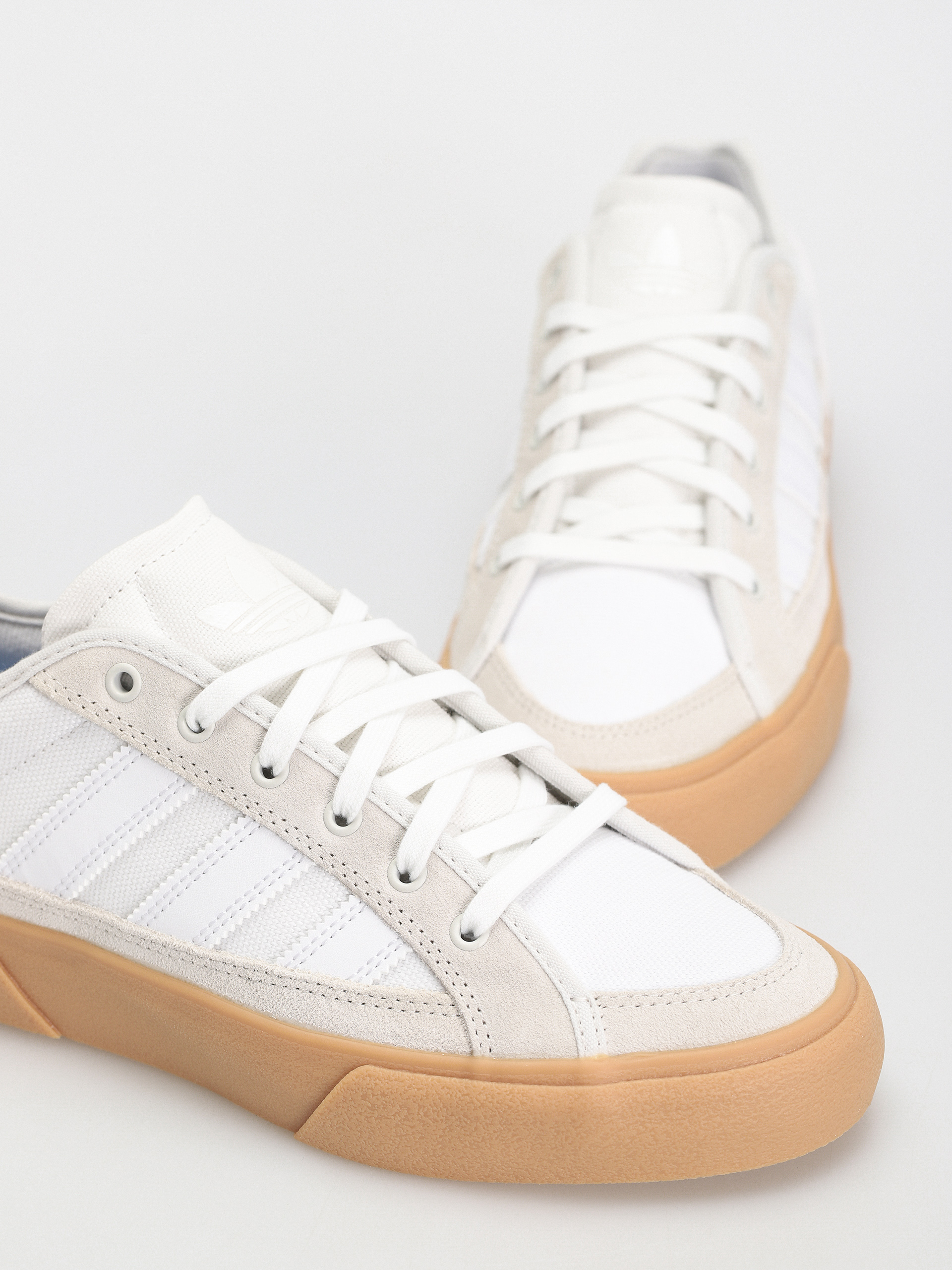 Взуття adidas Court TNS Premiere (crywht/ftwwht/gum3)
