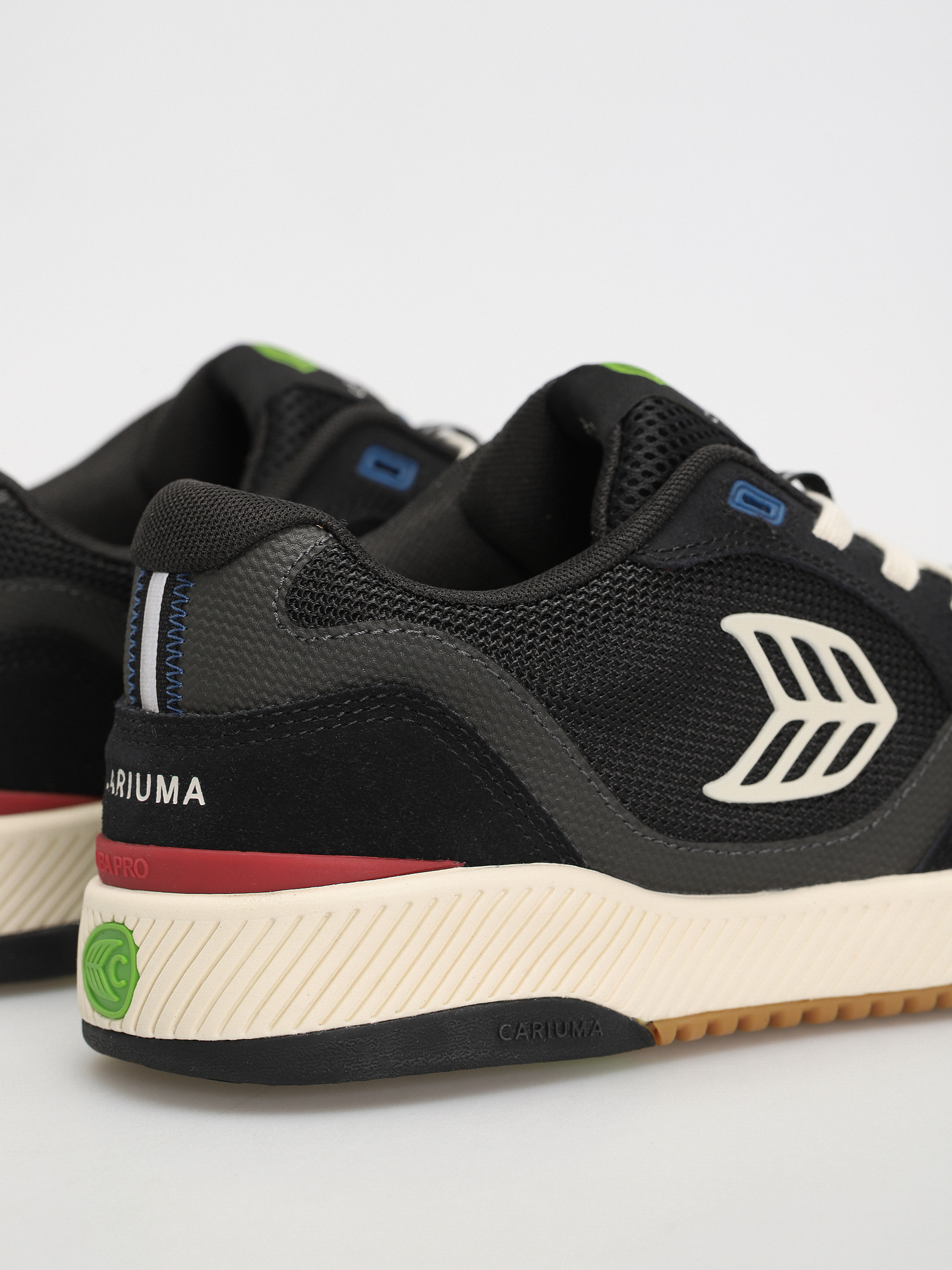 Взуття Cariuma UBA PRO (black/red & ivory)