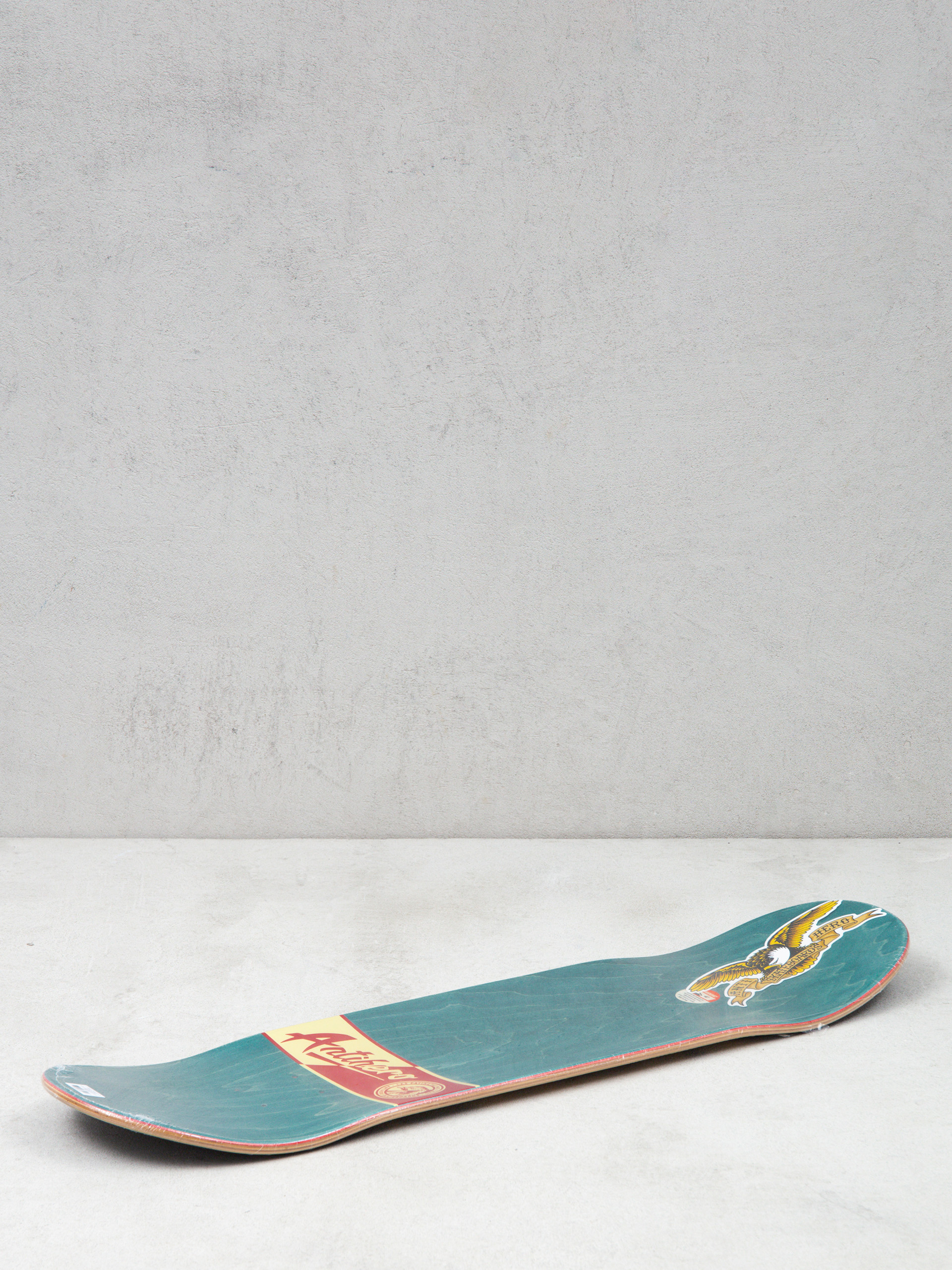 Декa Antihero Pfanner Refrescos (black/natural)