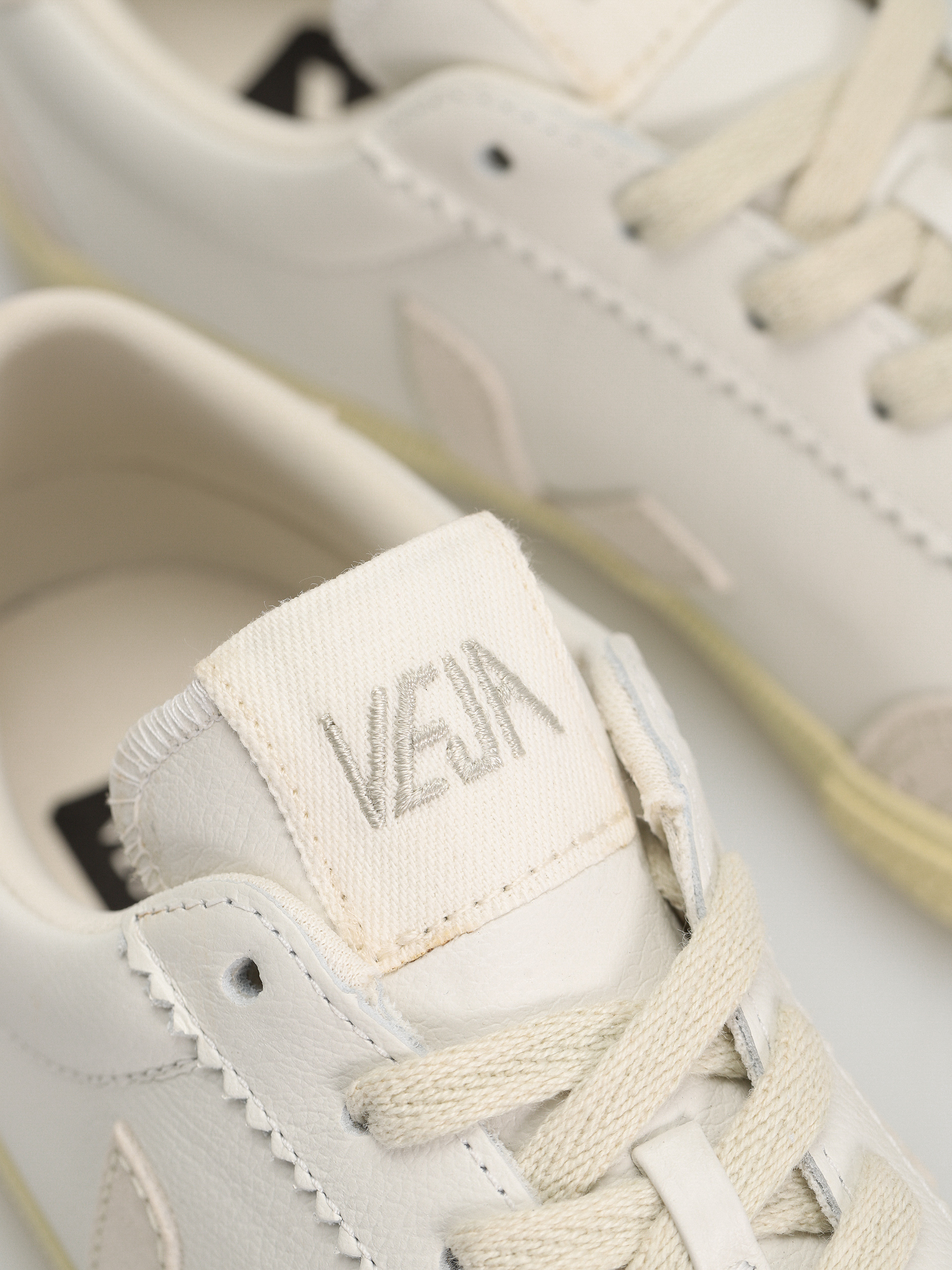 Взуття Veja Volley Wmn (white natural)