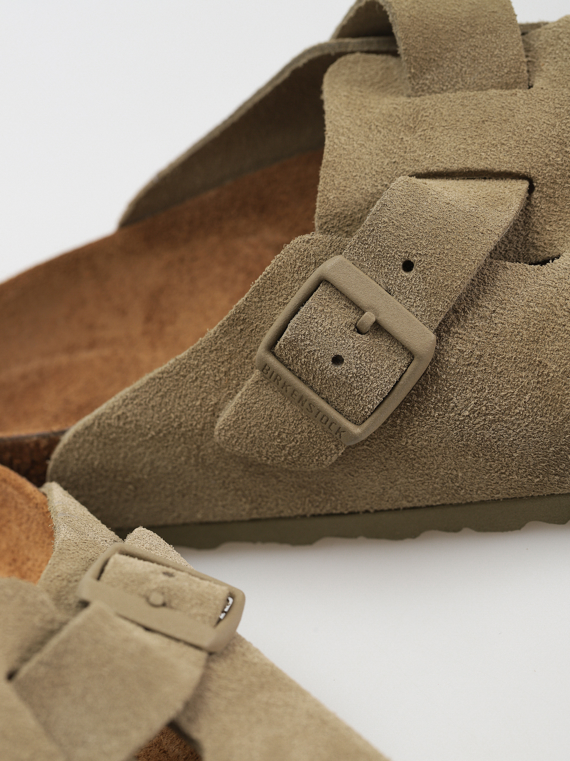 Шльопанці Birkenstock Boston Suede Leather Regular (faded khaki)