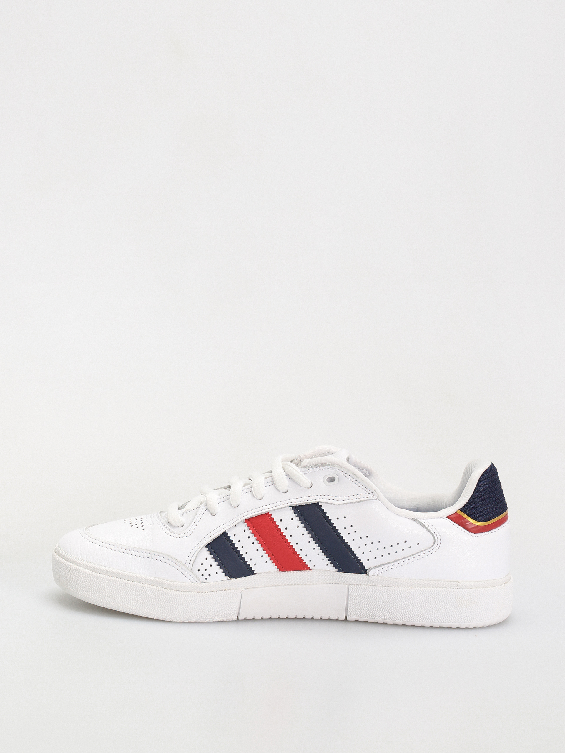 Взуття adidas Tyshawn LOW (ftwwht/betsca/goldmt)