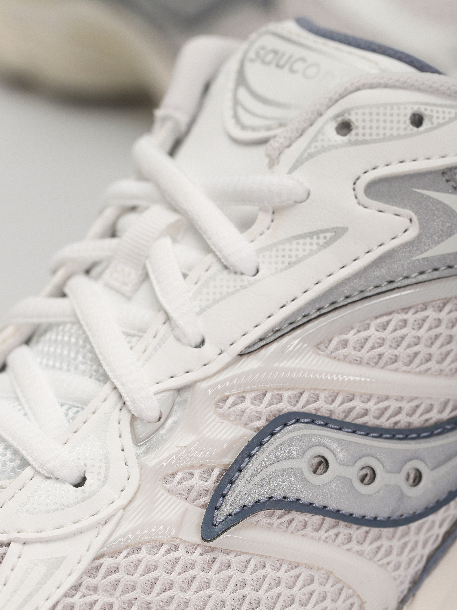 Взуття Saucony Progrid Omni 9 (ivory/blue)