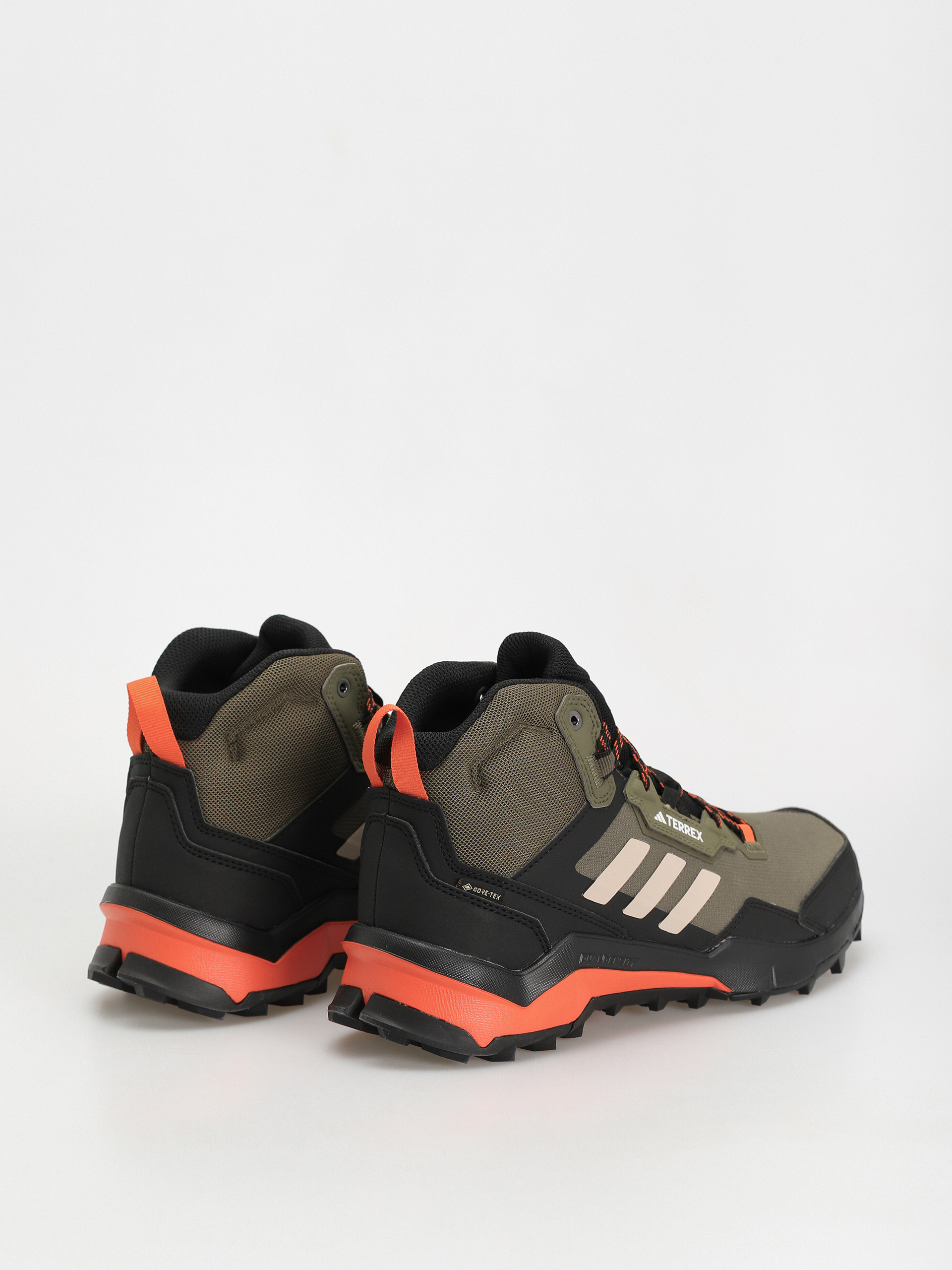 Взуття adidas Terrex Ax4 Mid Gtx (olistr/wonbei/cblack)