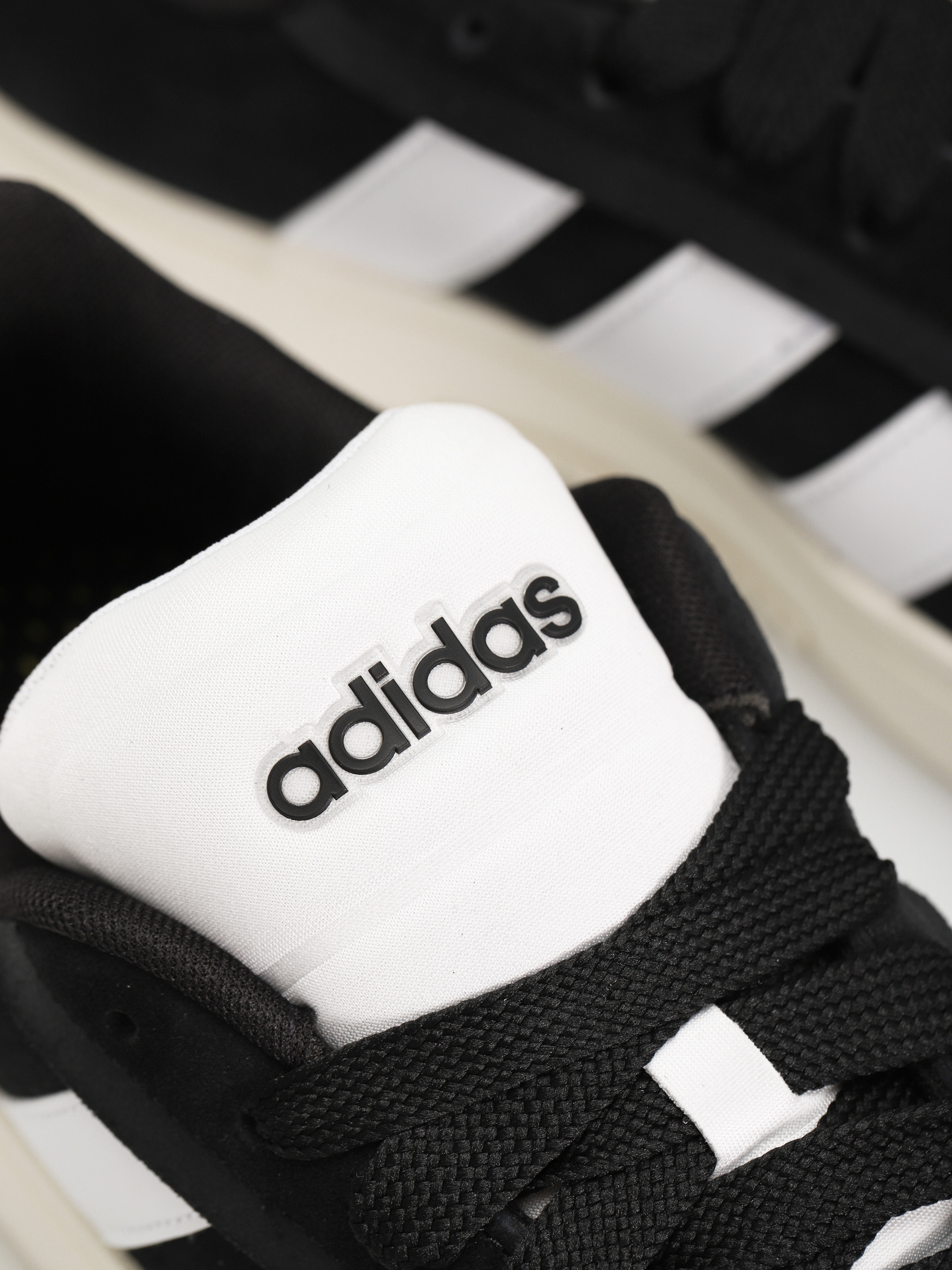 Взуття adidas Grand Court Alpha 0 (cblack/ftwwht/owhite)