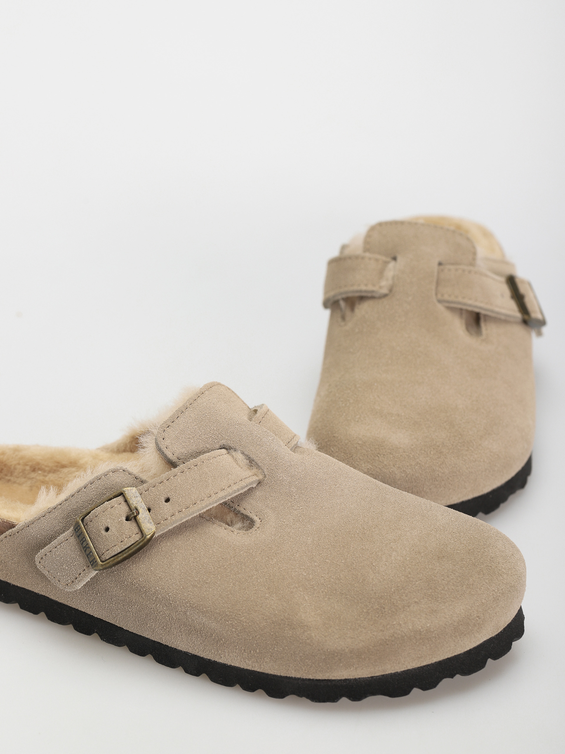 Шльопанці Birkenstock Boston Shearling Suede Leather Fur Narrow Wmn (taupe)