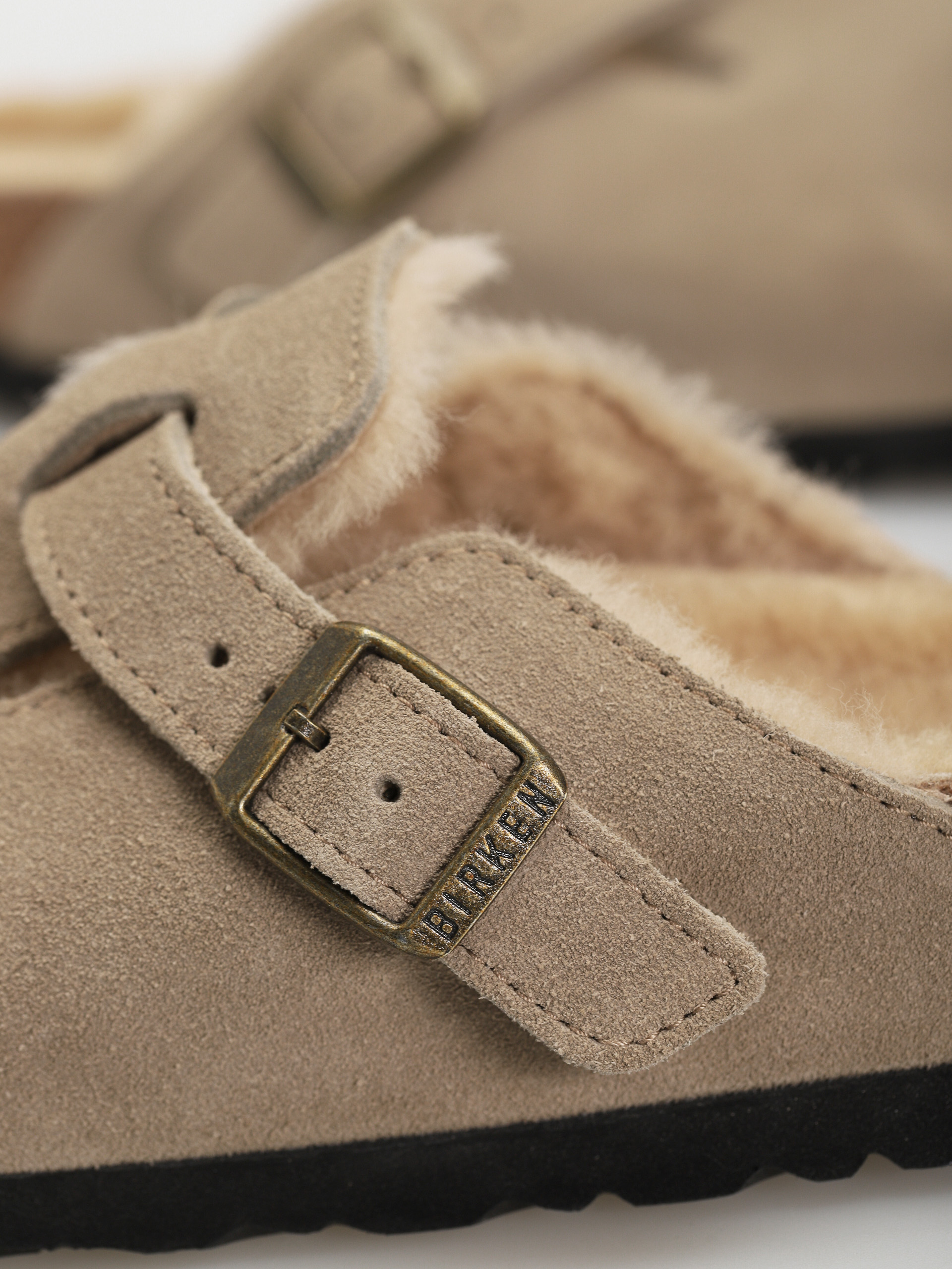 Шльопанці Birkenstock Boston Shearling Suede Leather Fur