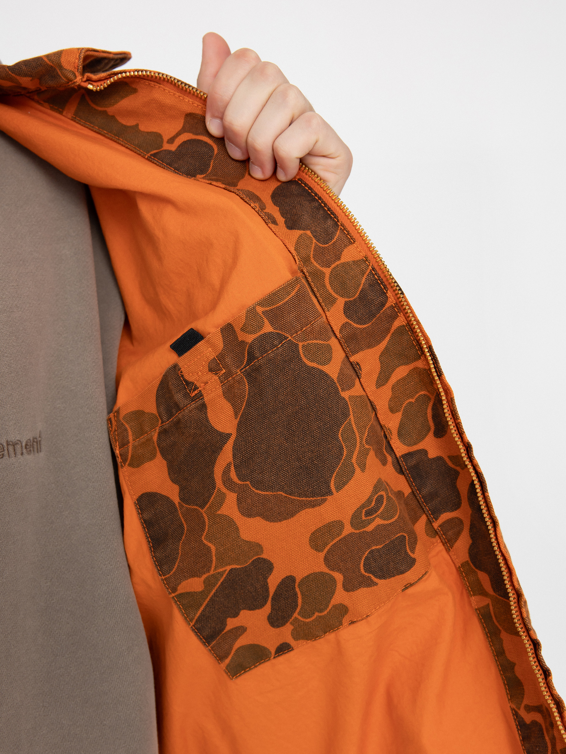 Куртка Carhartt WIP Duck Detroit (camo duck/green/turmeric)