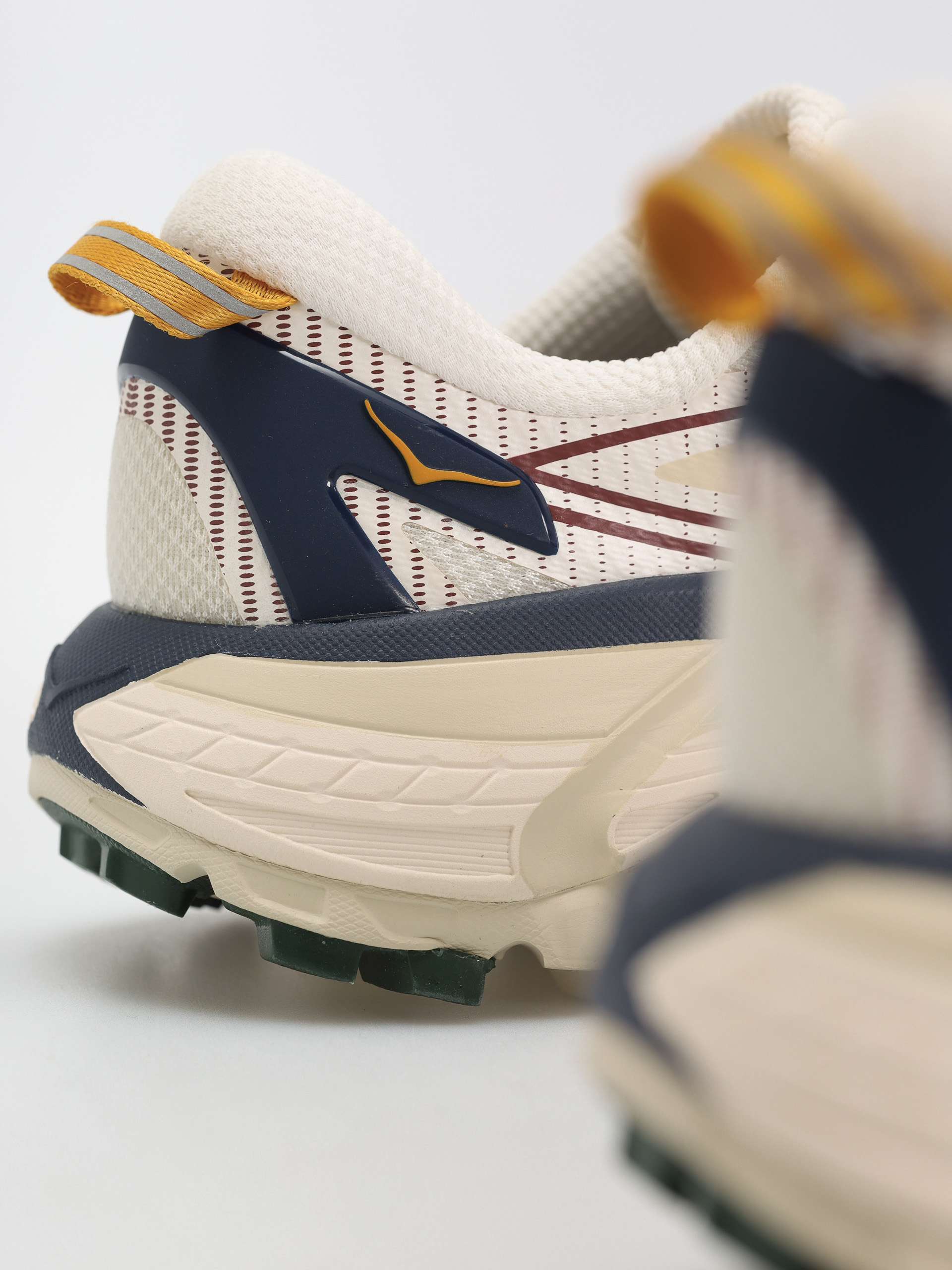 Взуття Hoka Mafate Speed 2 (alabaster/oat milk)