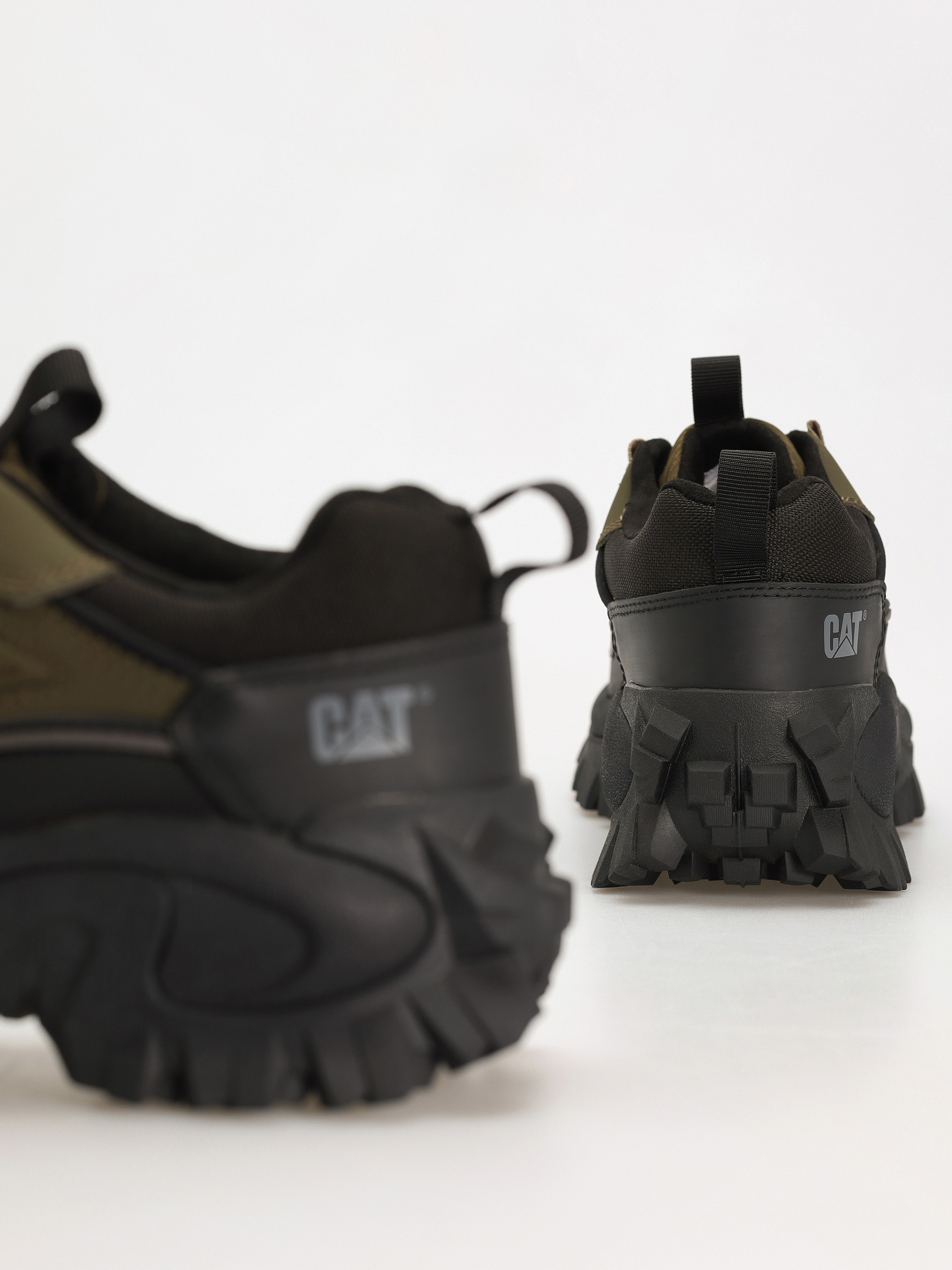 Взуття Caterpillar Intruder Galosh 2.0 Low Wp (dark olive/black)