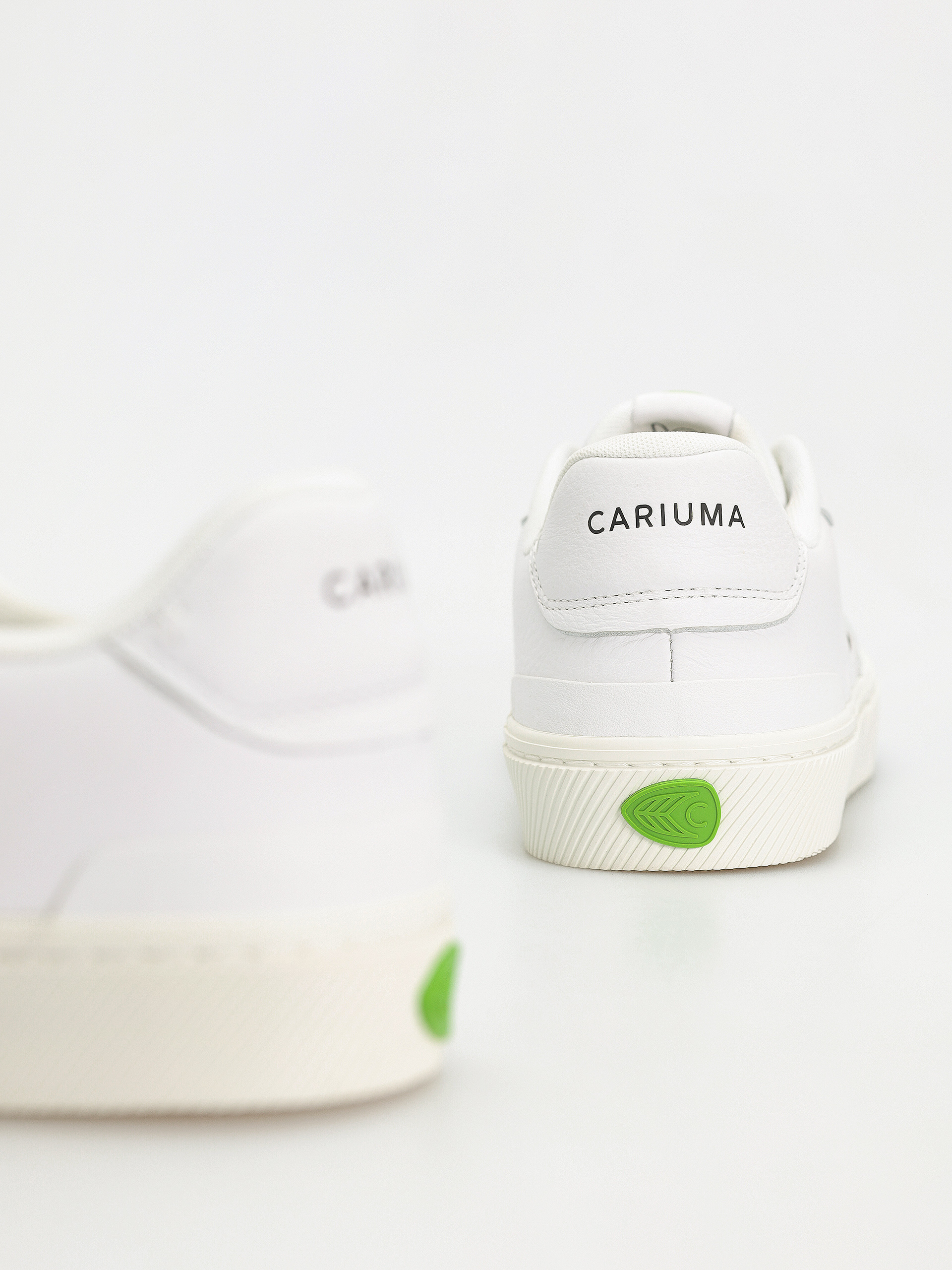 Взуття Cariuma Luan Pro (white premium leather)