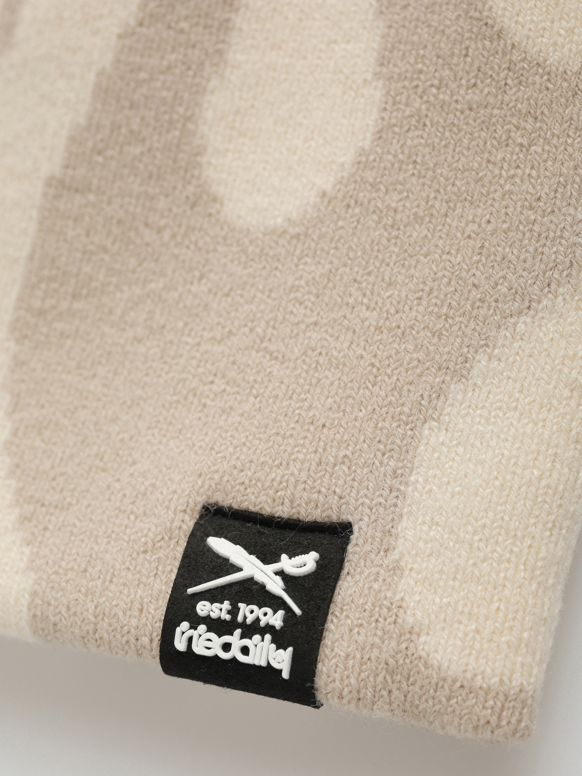 Шапка Iriedaily Switchup (beige)