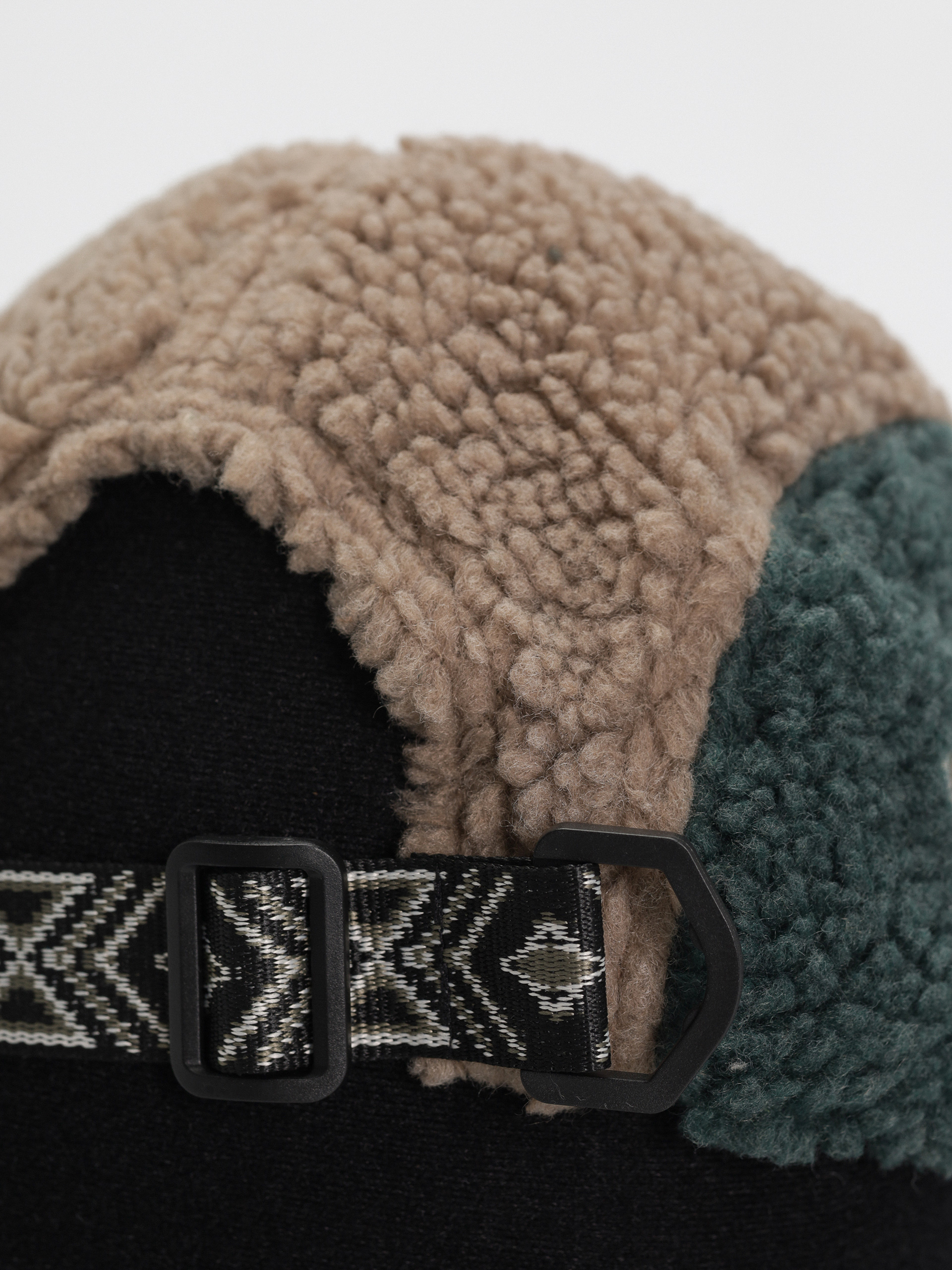 Кепка Kavu Fur Ball Camp (fall forest)