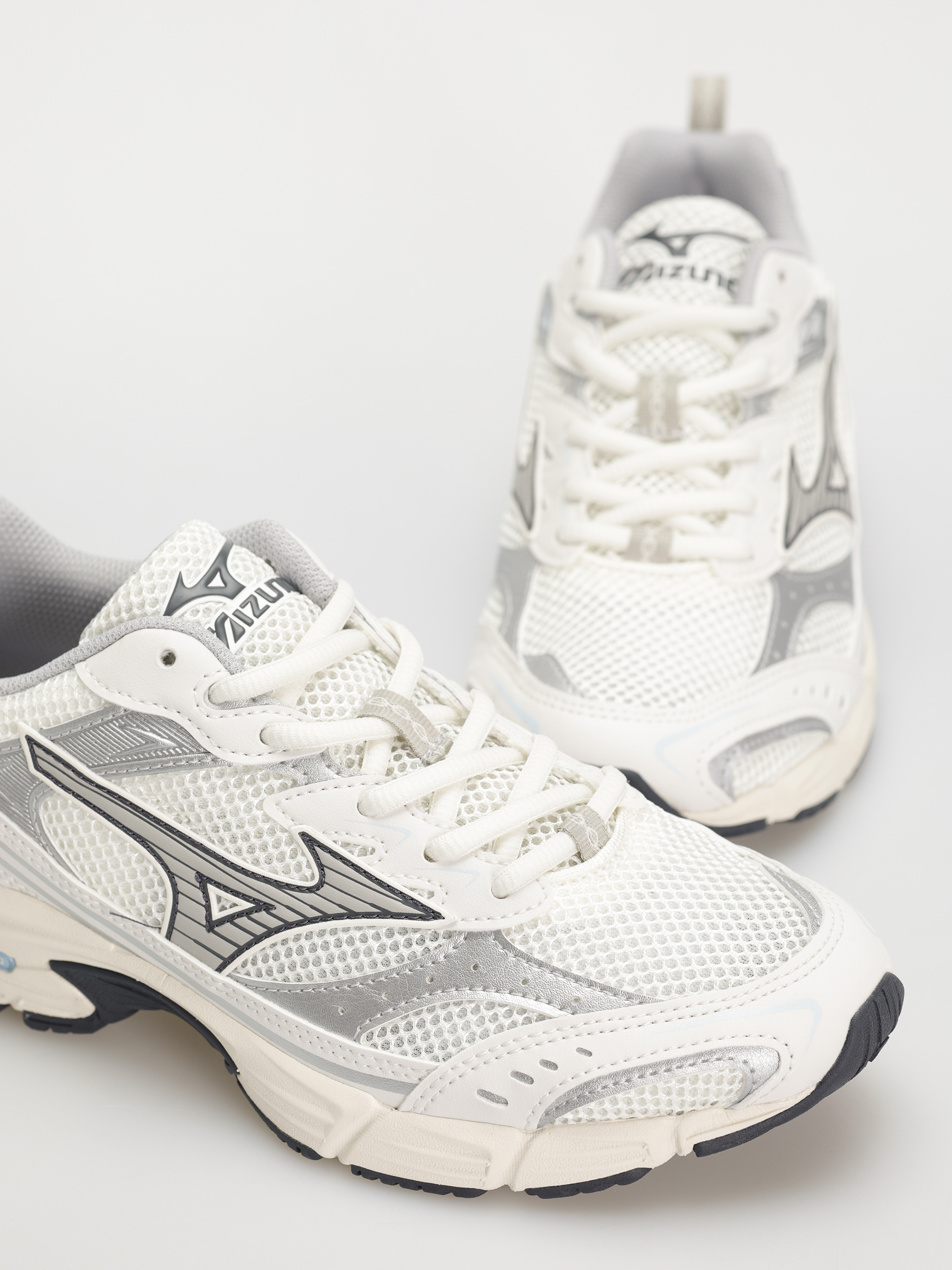 Взуття Mizuno MXR Sport - білий (snow white/harbor mist/silver)