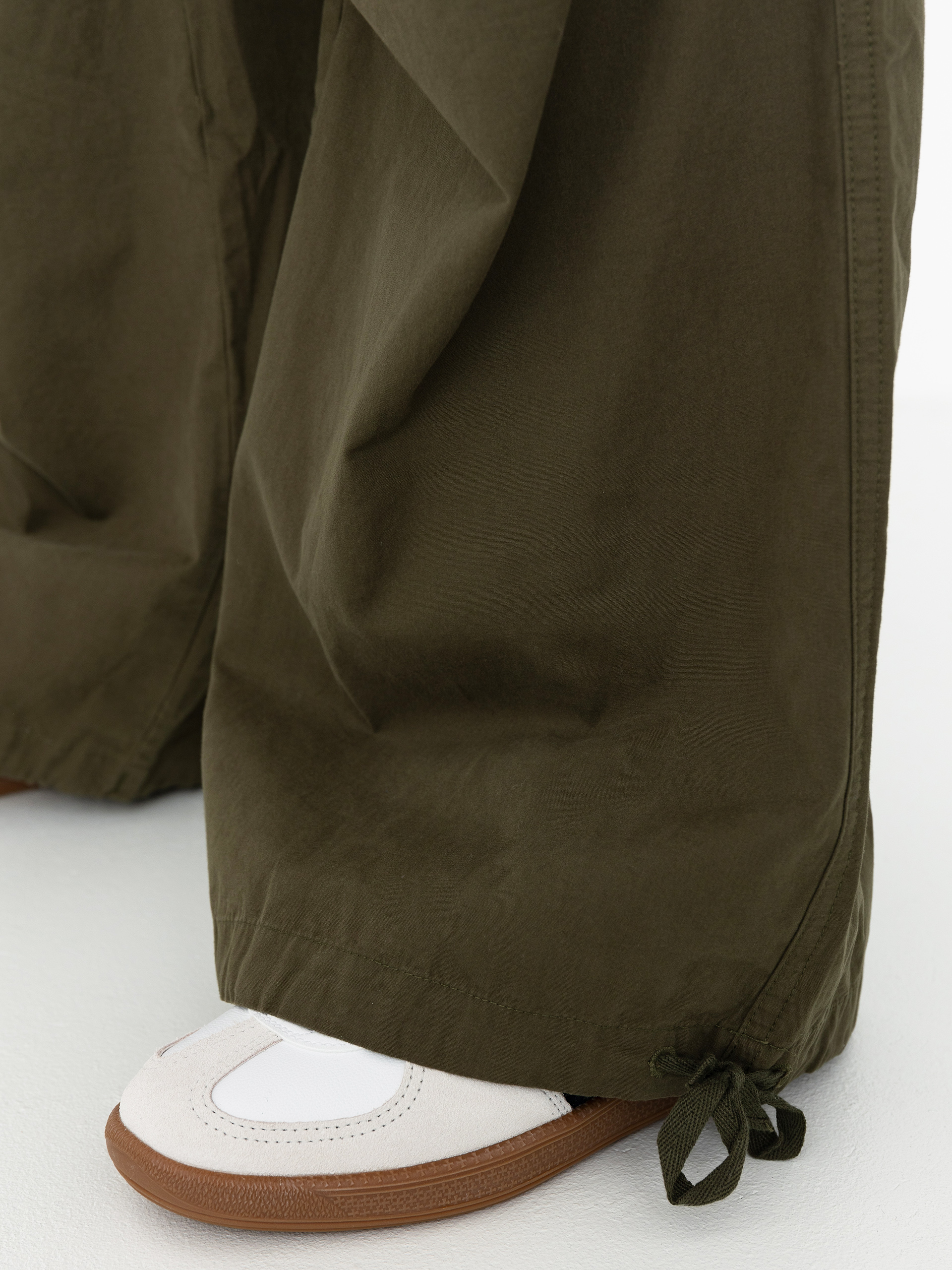 Штани Santa Cruz Strip Parachute Wmn (khaki)