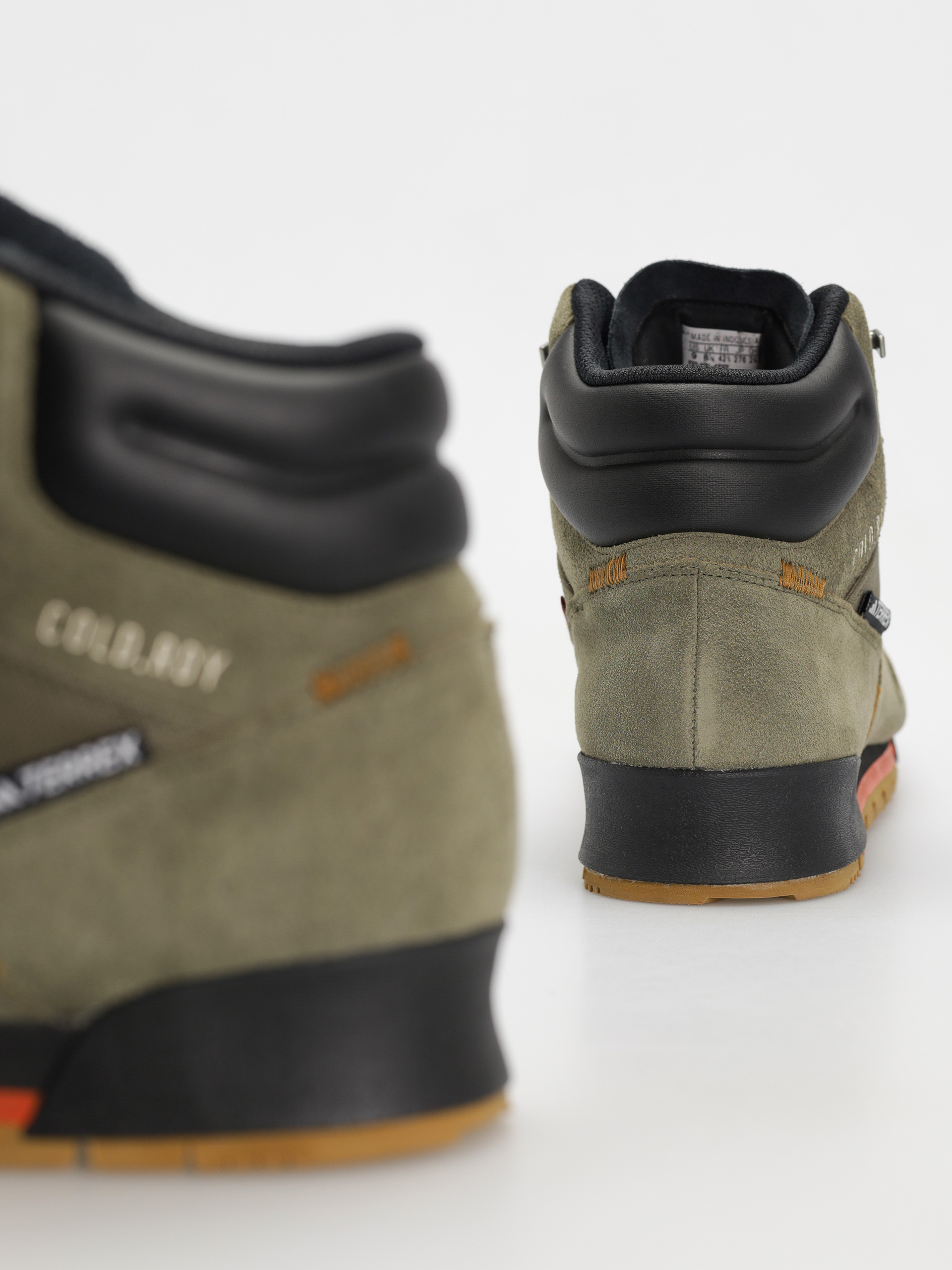 Взуття adidas Terrex Snowpitch C. (olistr/brostr/seimor)