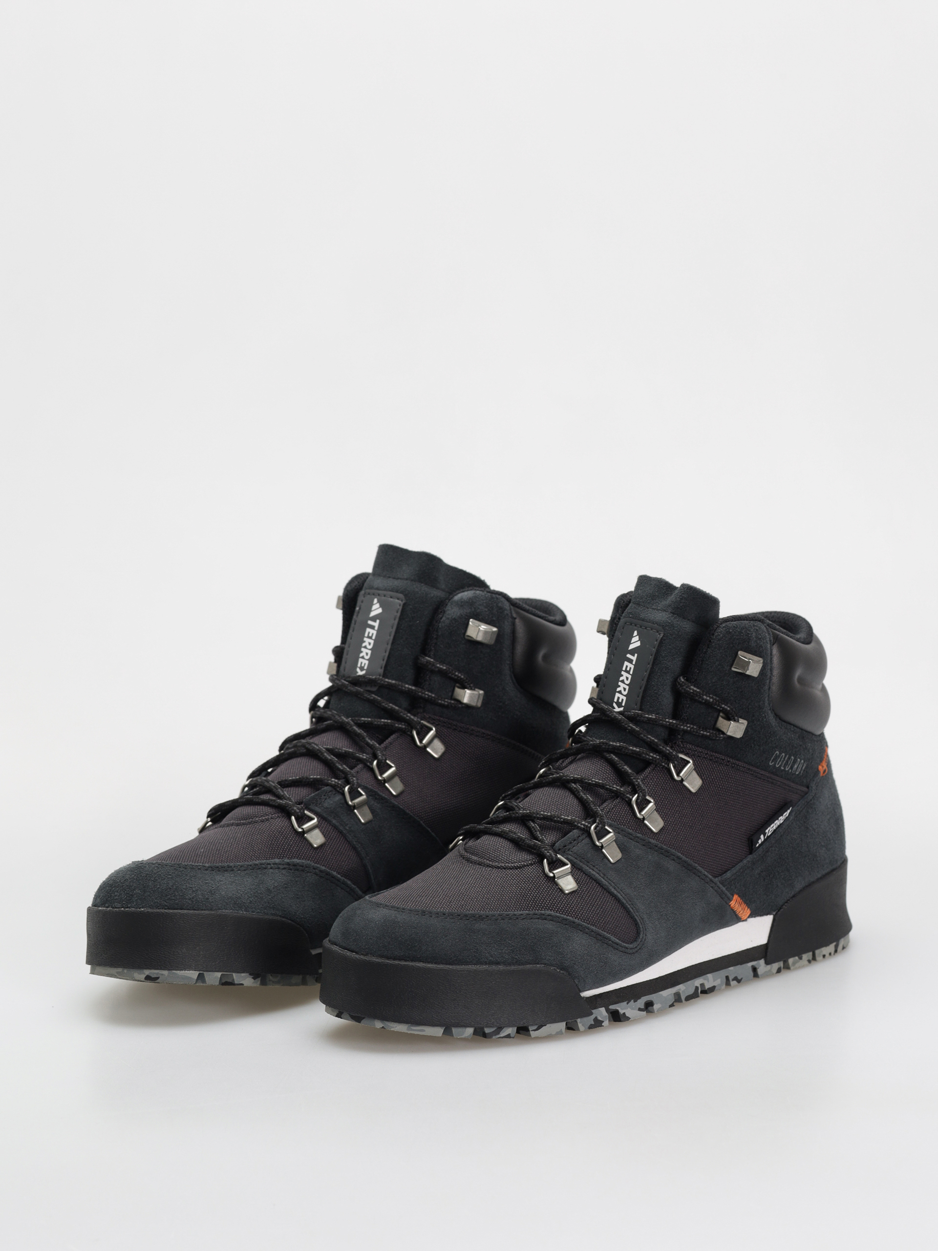 Взуття adidas Terrex Snowpitch C. (cblack/cblack/seimor)