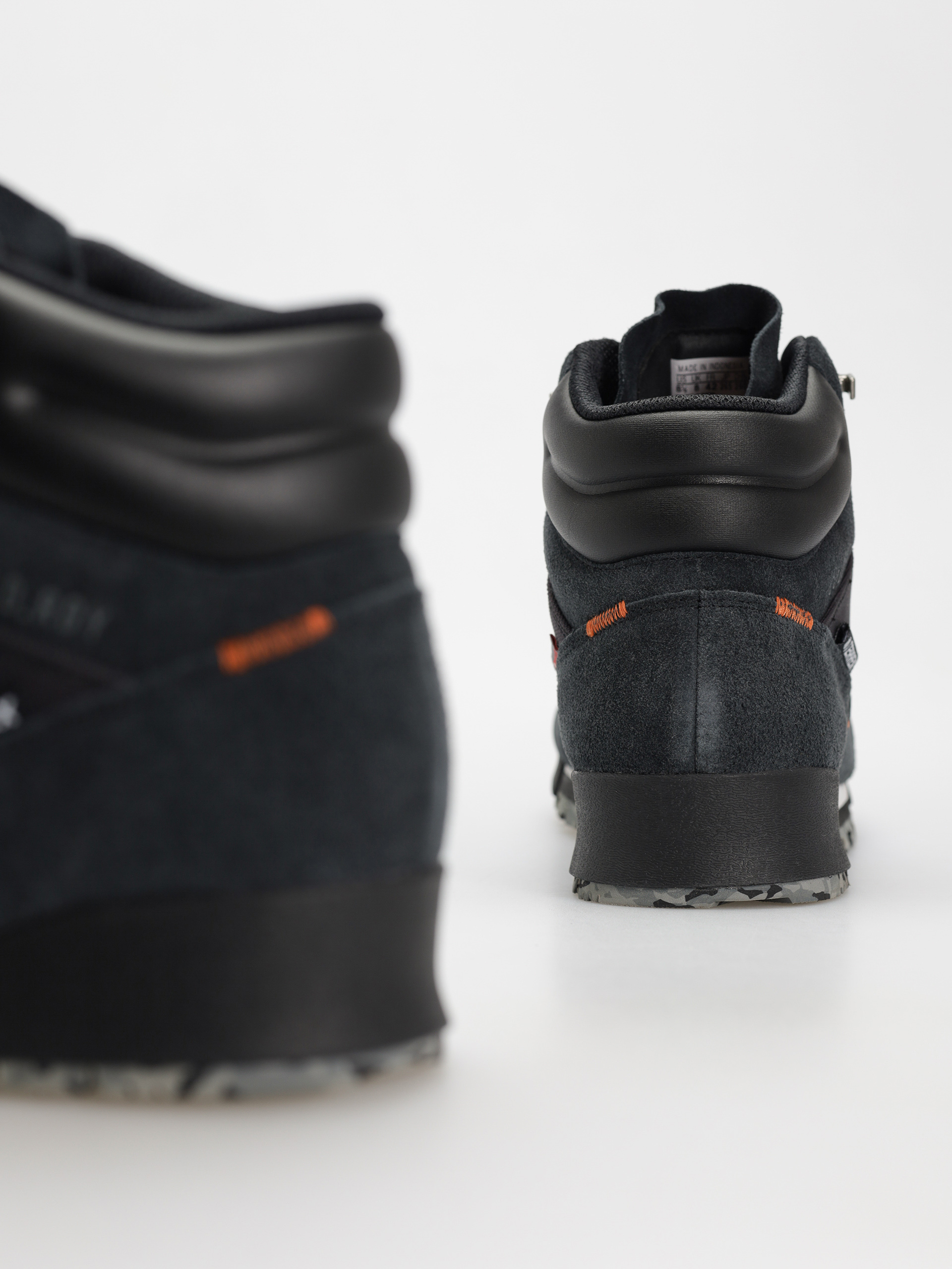 Взуття adidas Terrex Snowpitch C. (cblack/cblack/seimor)