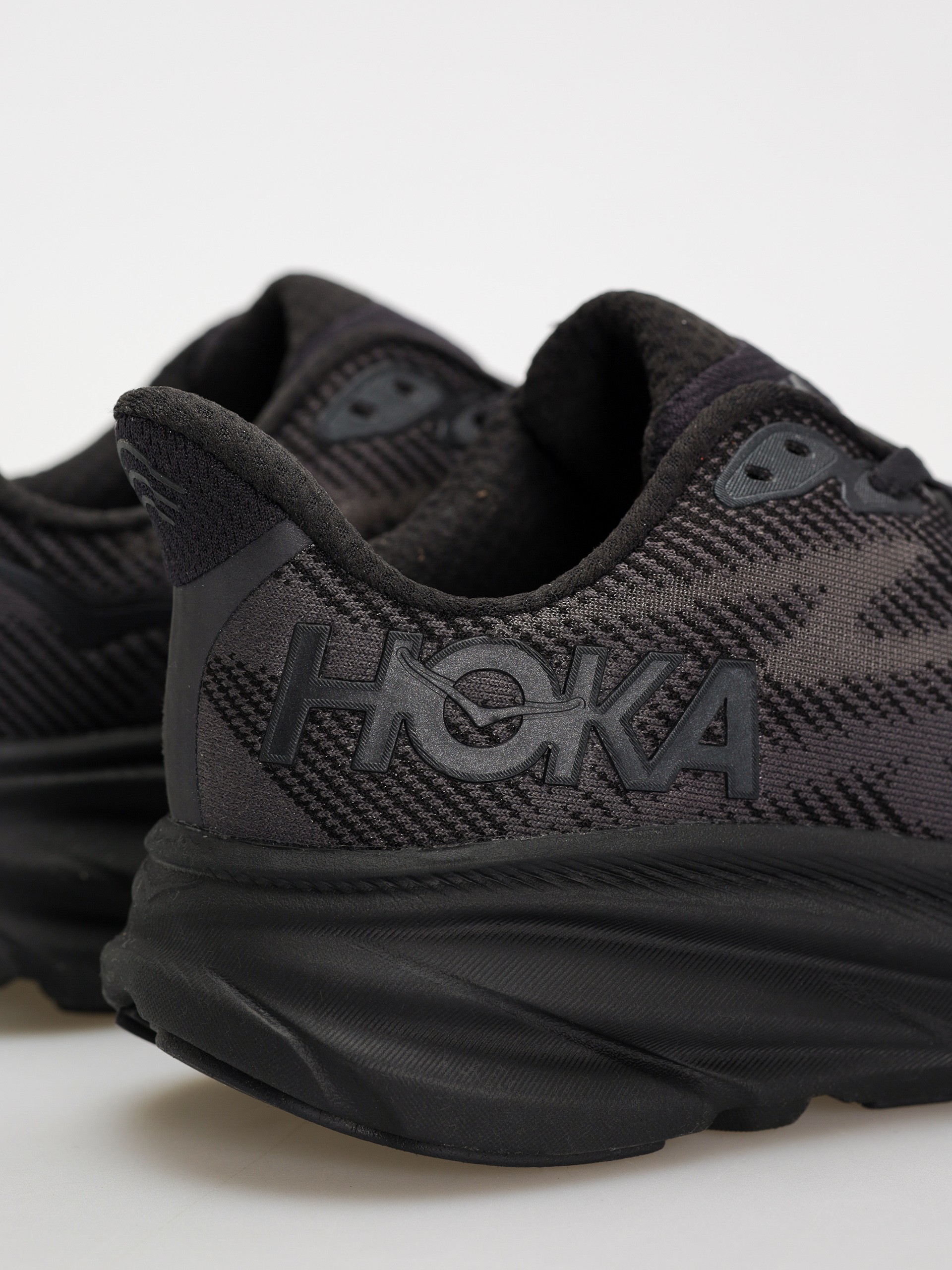 Взуття Hoka Clifton 9 Wmn (black/black)
