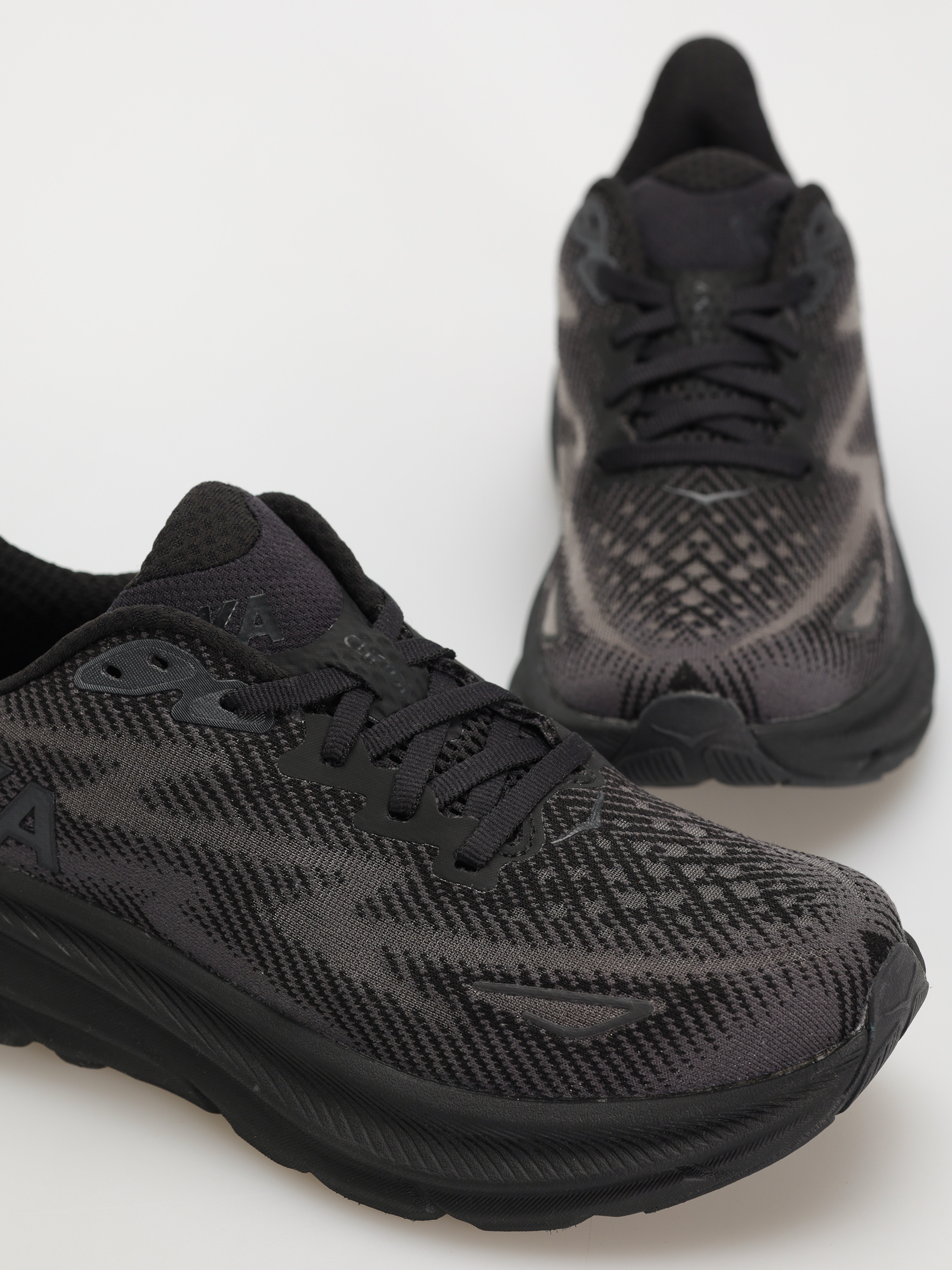 Взуття Hoka Clifton 9 Wmn (black/black)