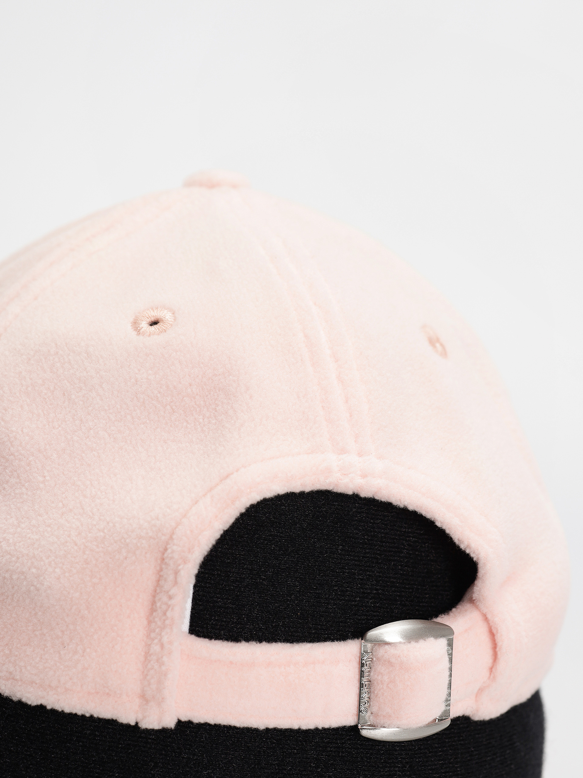 Кепка New Era Cosy 9Forty New York Yankees Wmn (pink/white)