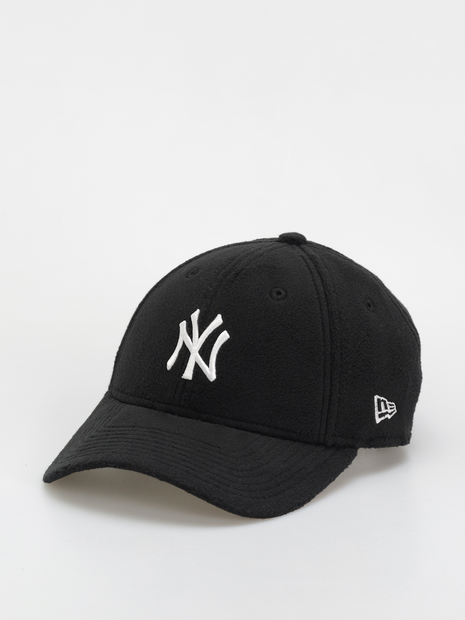 u041au0435u043fu043au0430 New Era Cosy 9Forty New York Yankees Wmn (black/white)