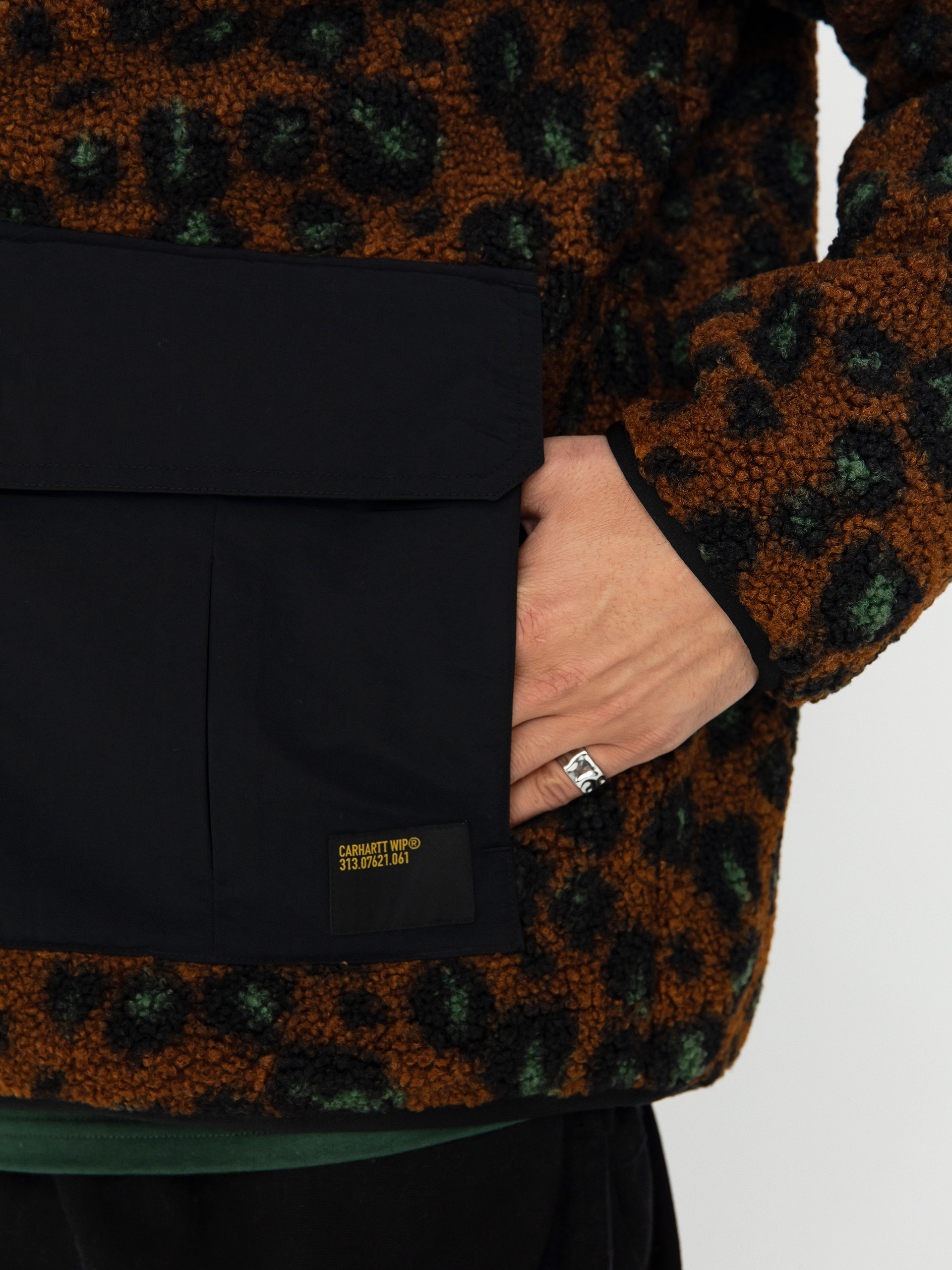Куртка Carhartt WIP Devin Liner (camo leo jacquard/tamarind/black)