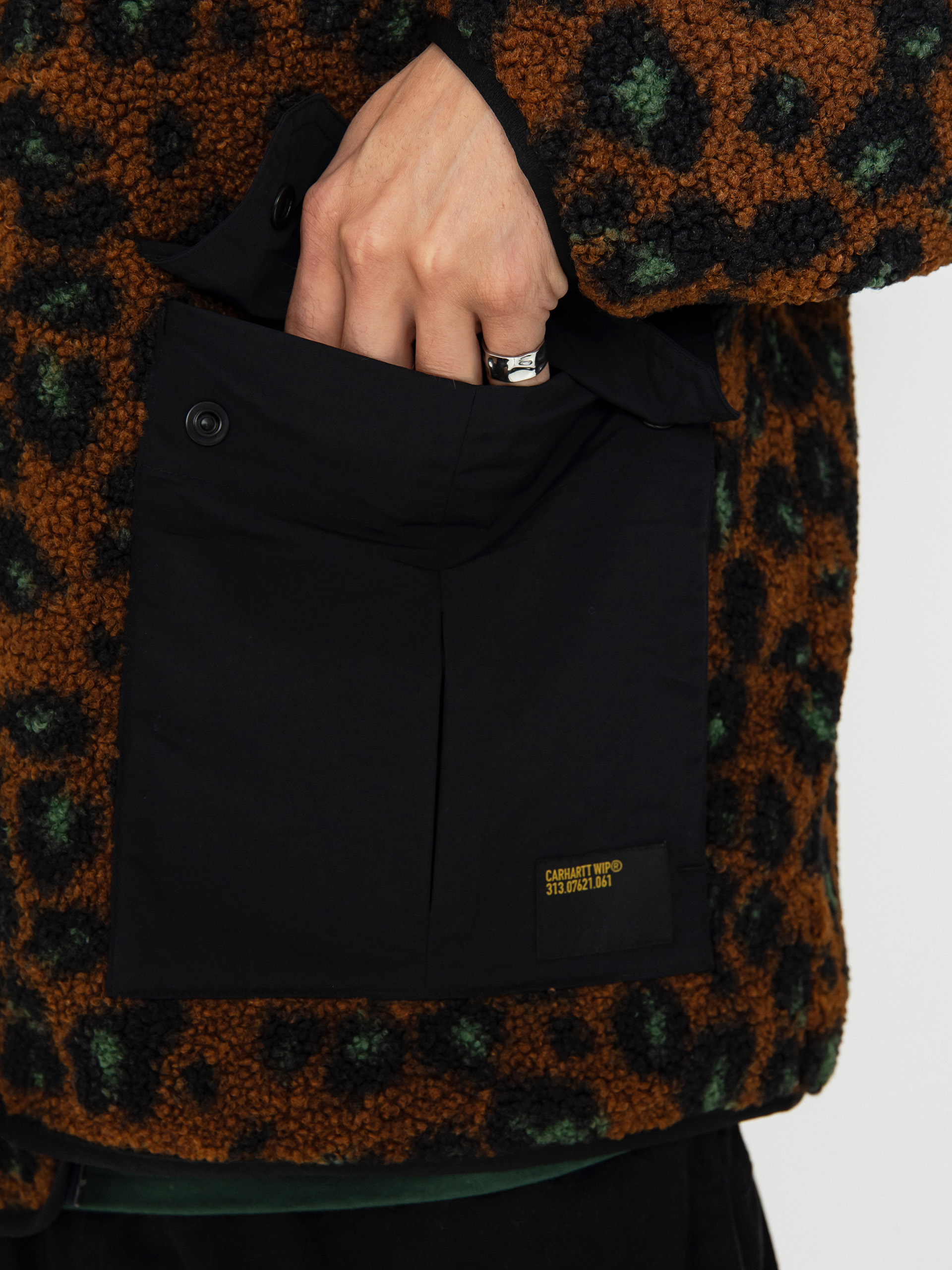 Куртка Carhartt WIP Devin Liner (camo leo jacquard/tamarind/black)