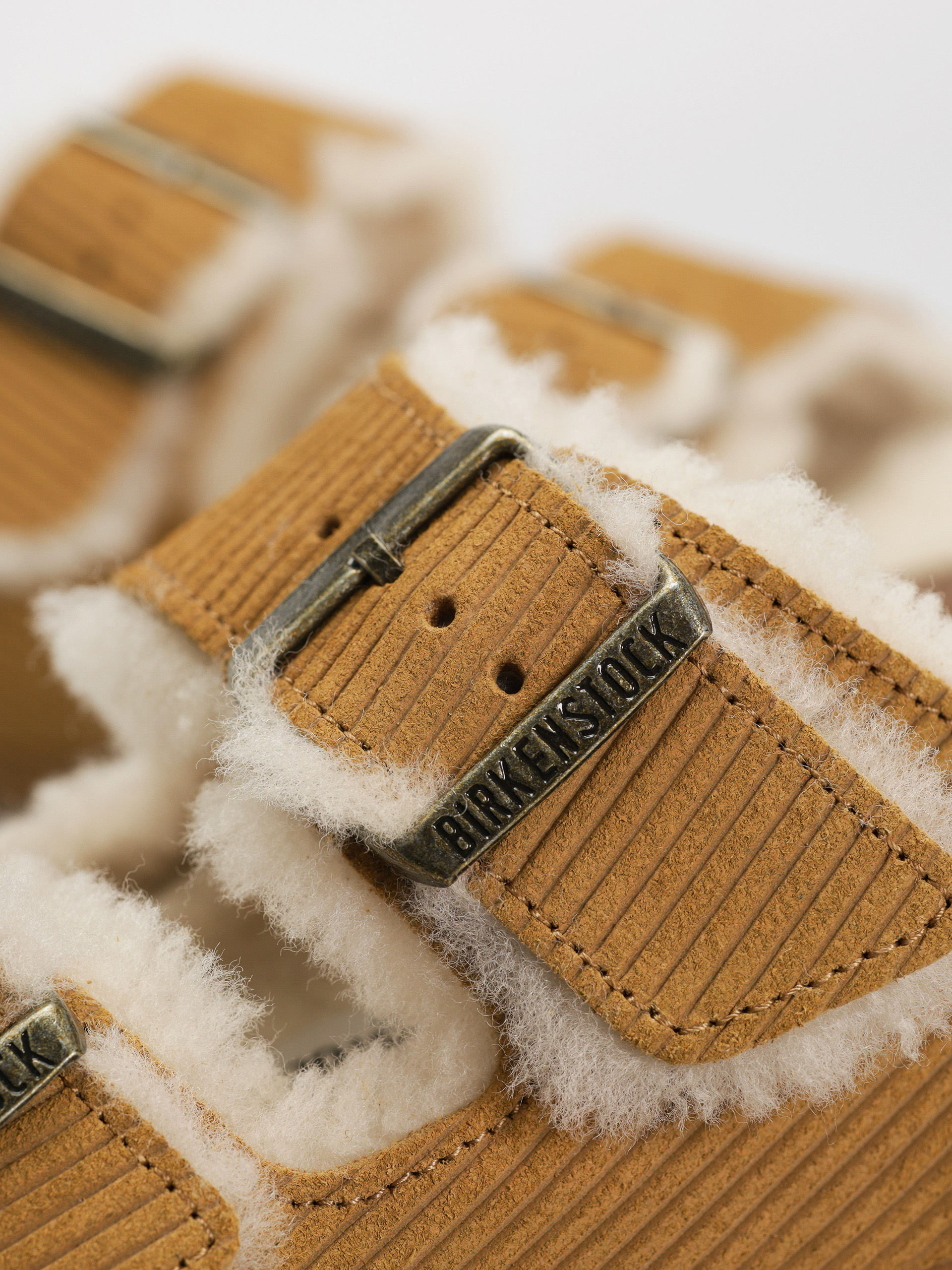 Шльопанці Birkenstock Arizona Fell Suede Leather Fur Narrow Wmn (corduroy cork brown)