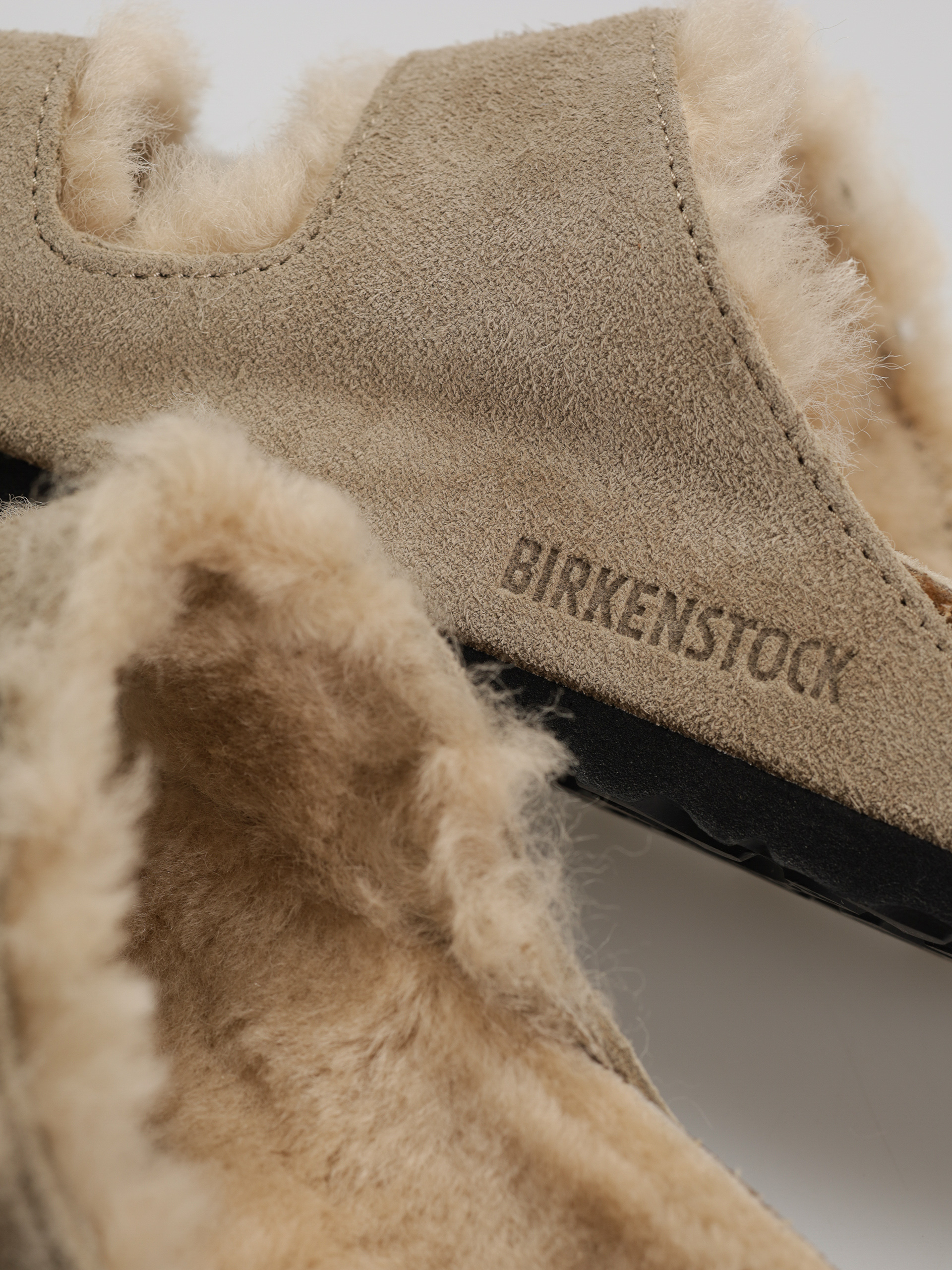 Шльопанці Birkenstock Arizona Shearling Suede Leather Fur Narrow Wmn (taupe)