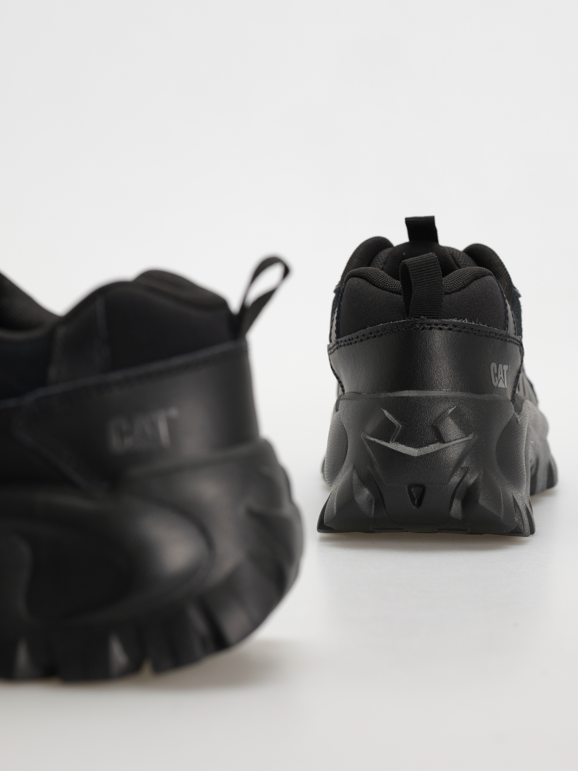Взуття Caterpillar Intruder Essential (black/black)