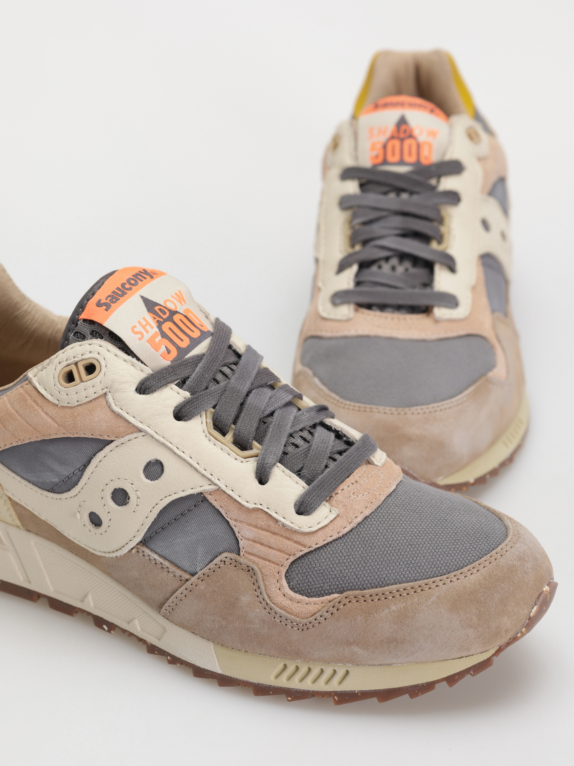 Взуття Saucony Shadow 5000 (dark grey/sand)