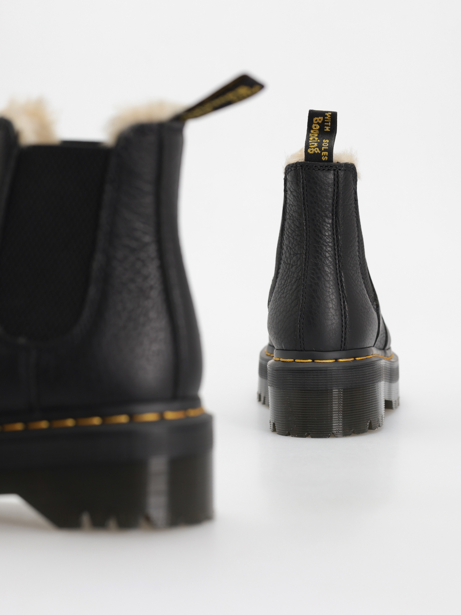 Взуття Dr. Martens 2976 Quad Fur Lined Wmn (black pisa)