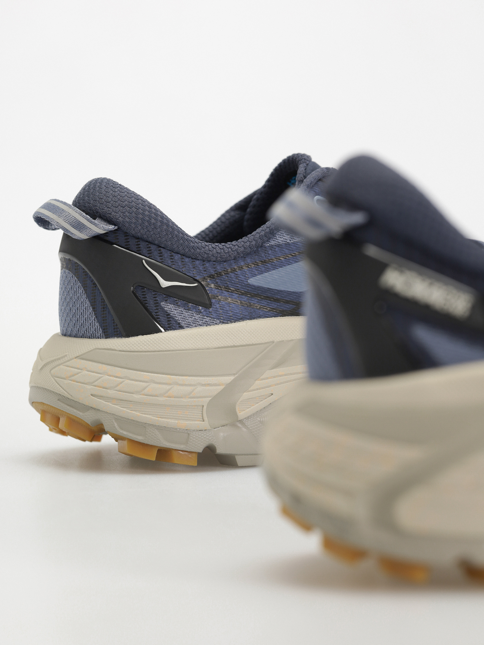 Взуття Hoka Mafate Speed 2 (varsity navy/farro)