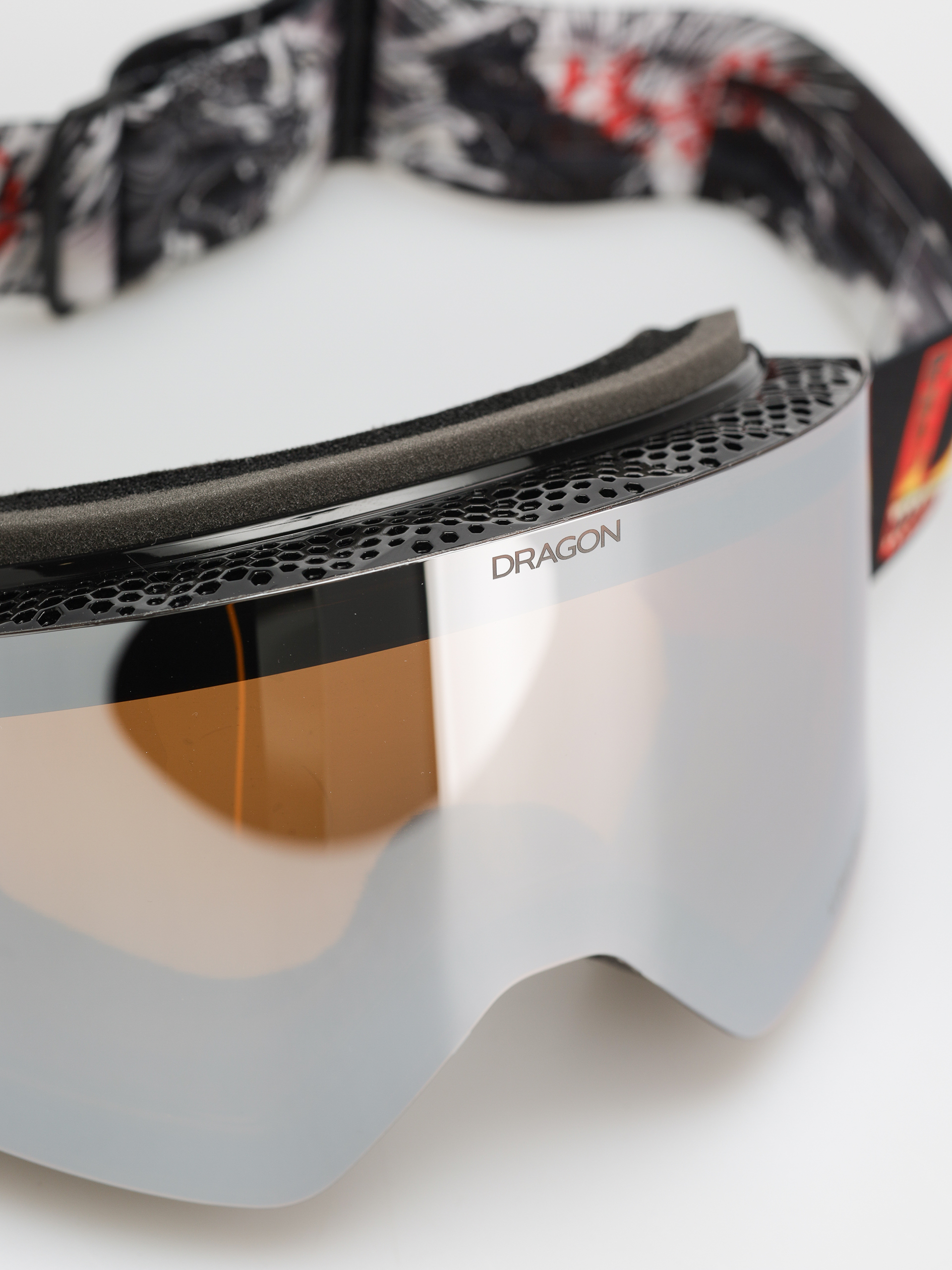 Окуляри для сноуборду Dragon R1 OTG (klash/lumalens silver ion+lumalens rose)