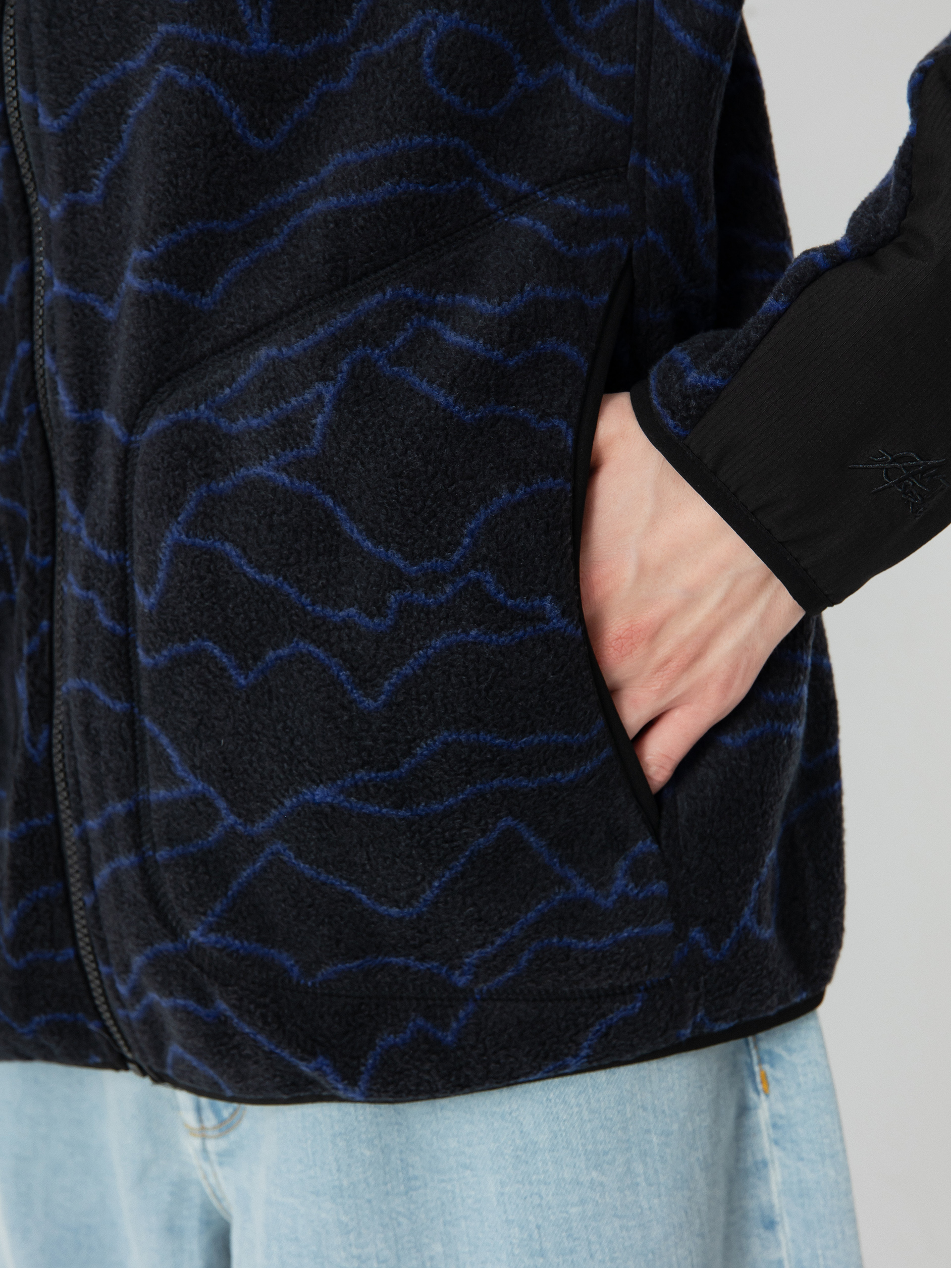 Чоловічий Флісовий светр Rip Curl Anti Series Search Zip Crew (black/berry)