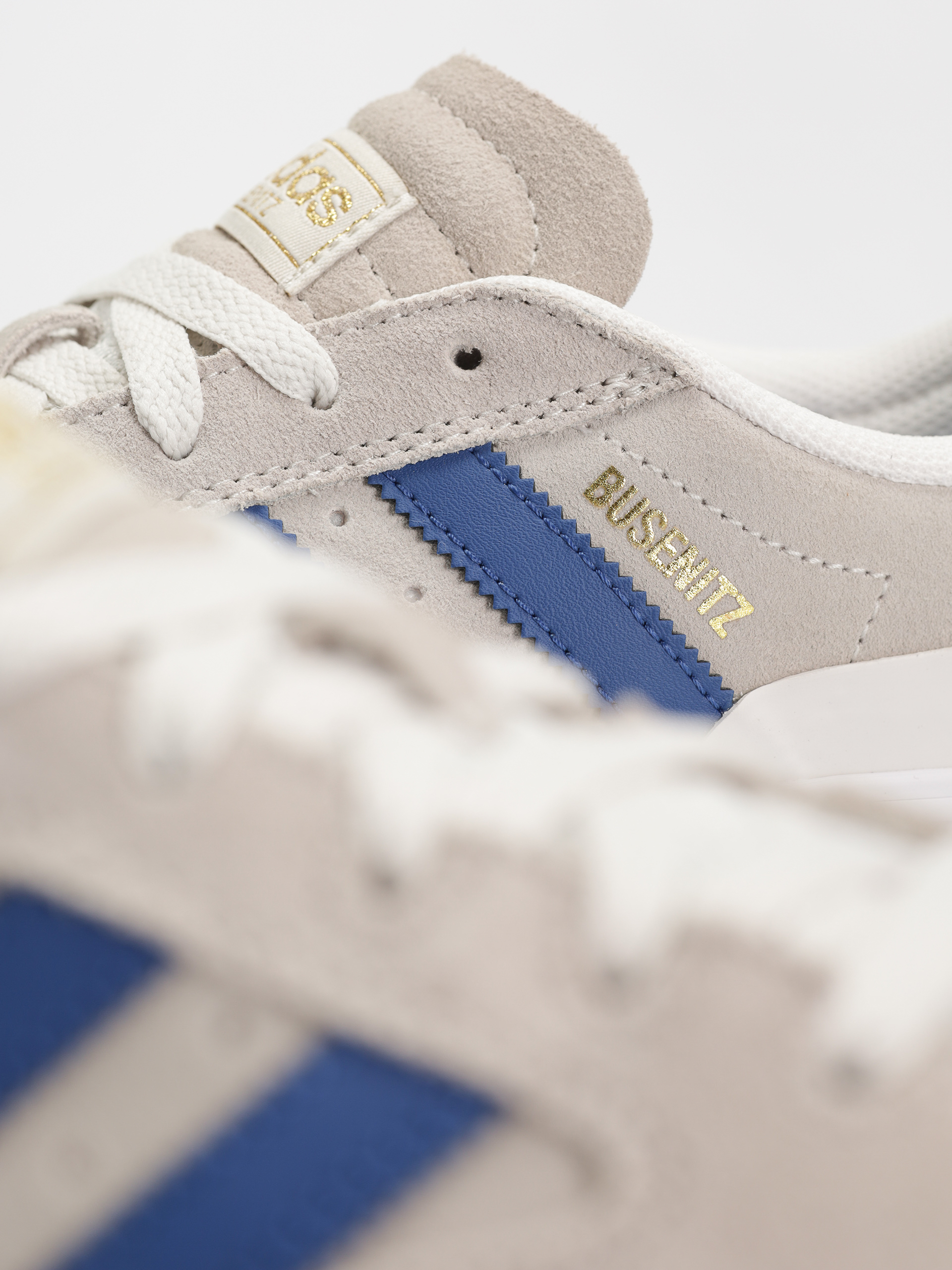 Взуття adidas Busenitz Vulc II (crywht/royblu/goldmt)