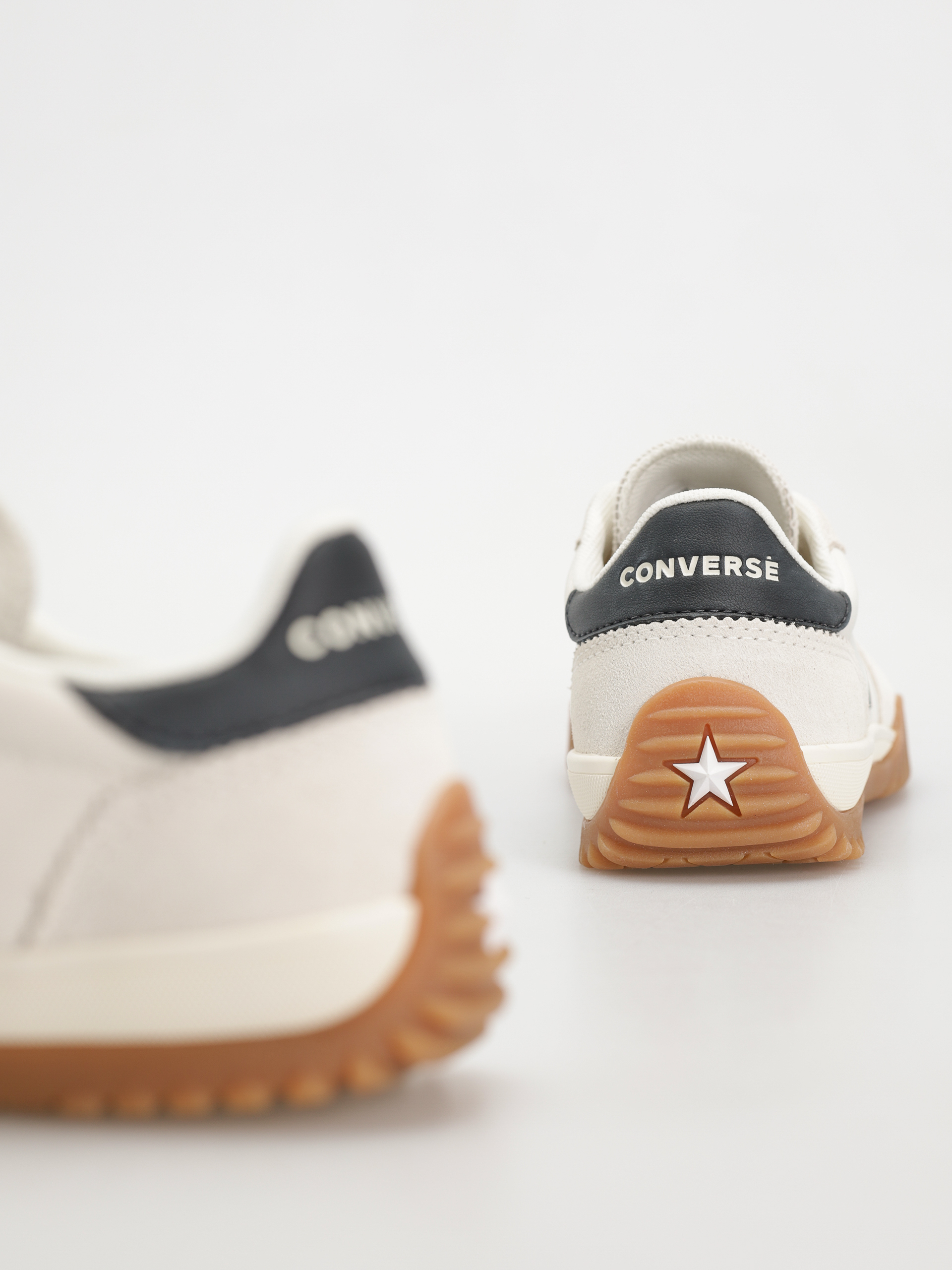 Взуття Converse Run Star Trainer (egret/black/honey)