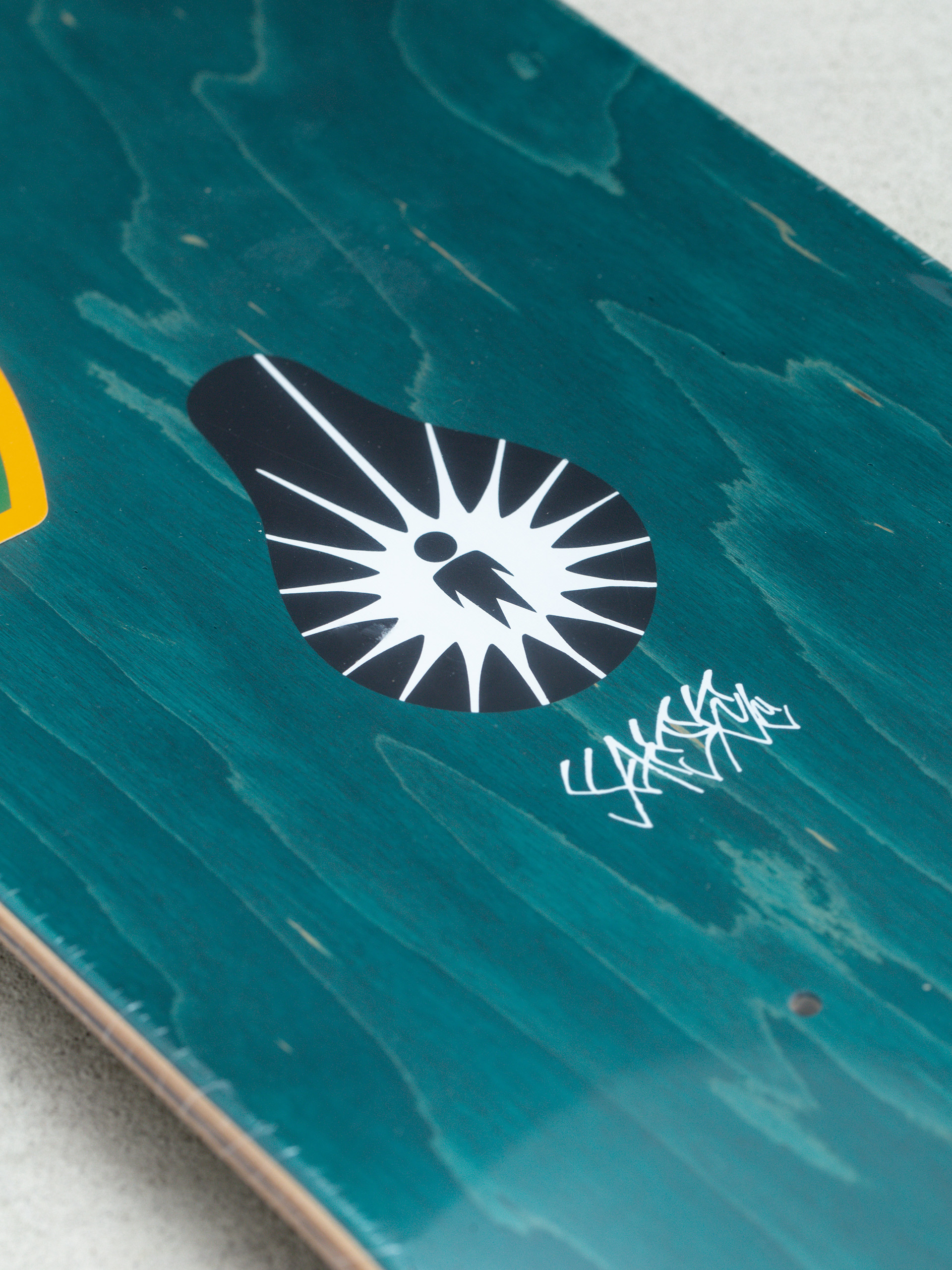 Декa Alienworkshop Yaje Cado (beige/green)