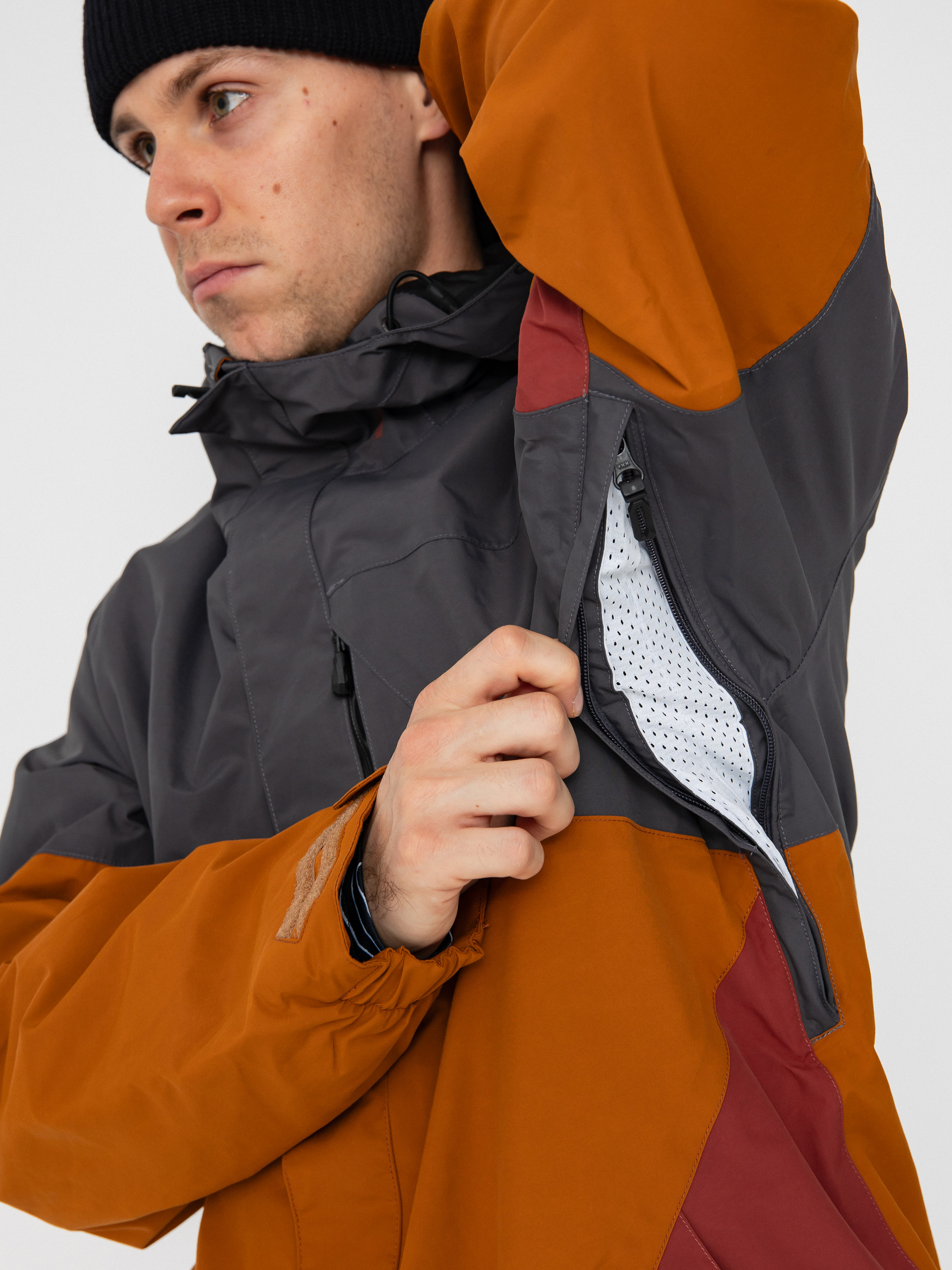 Чоловіча Сноубордична куртка Volcom L Ins Gore Tex (caramel)