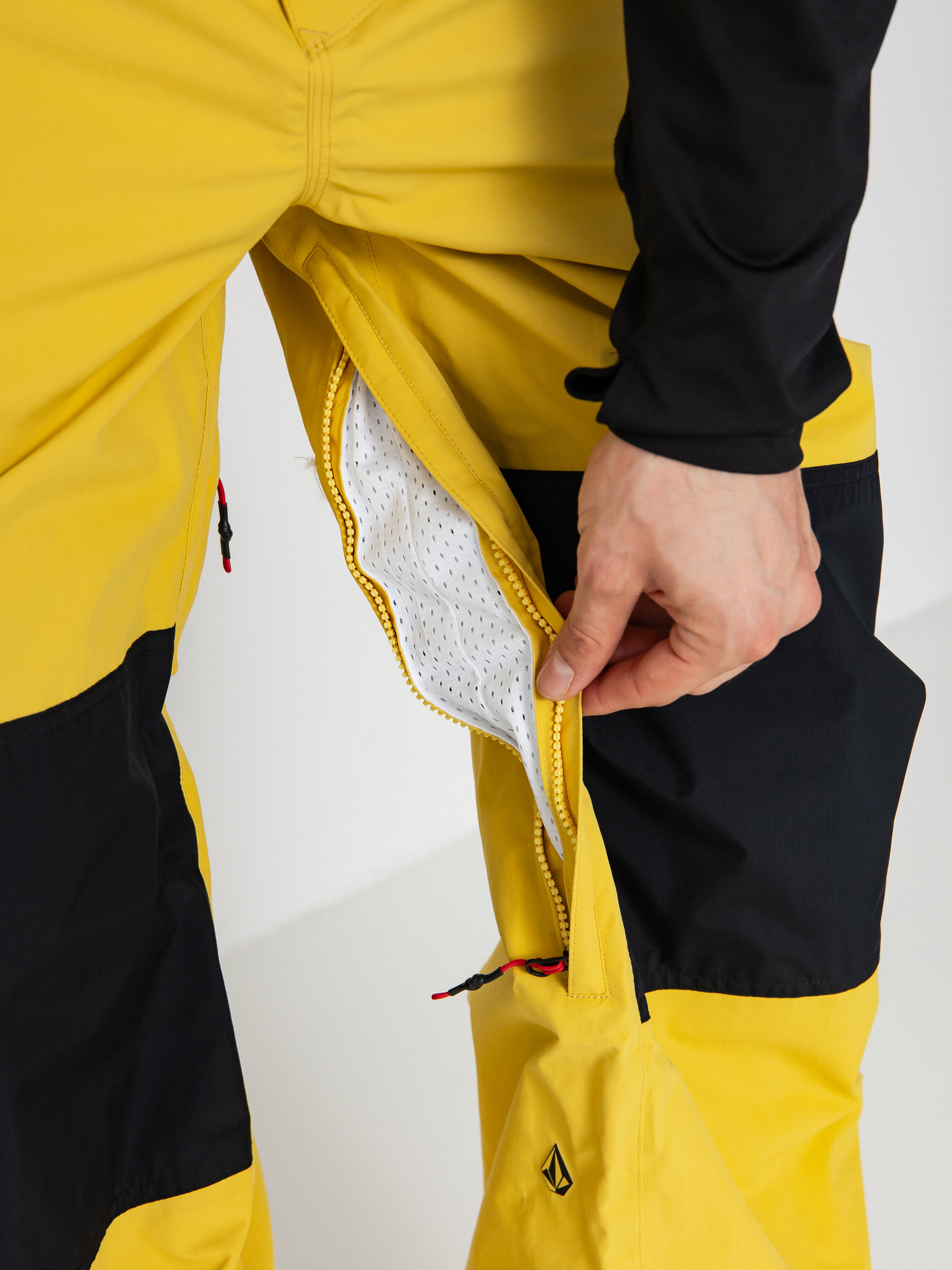 Чоловічі Сноубордичні штани Volcom Longo Gore Tex (dark yellow)