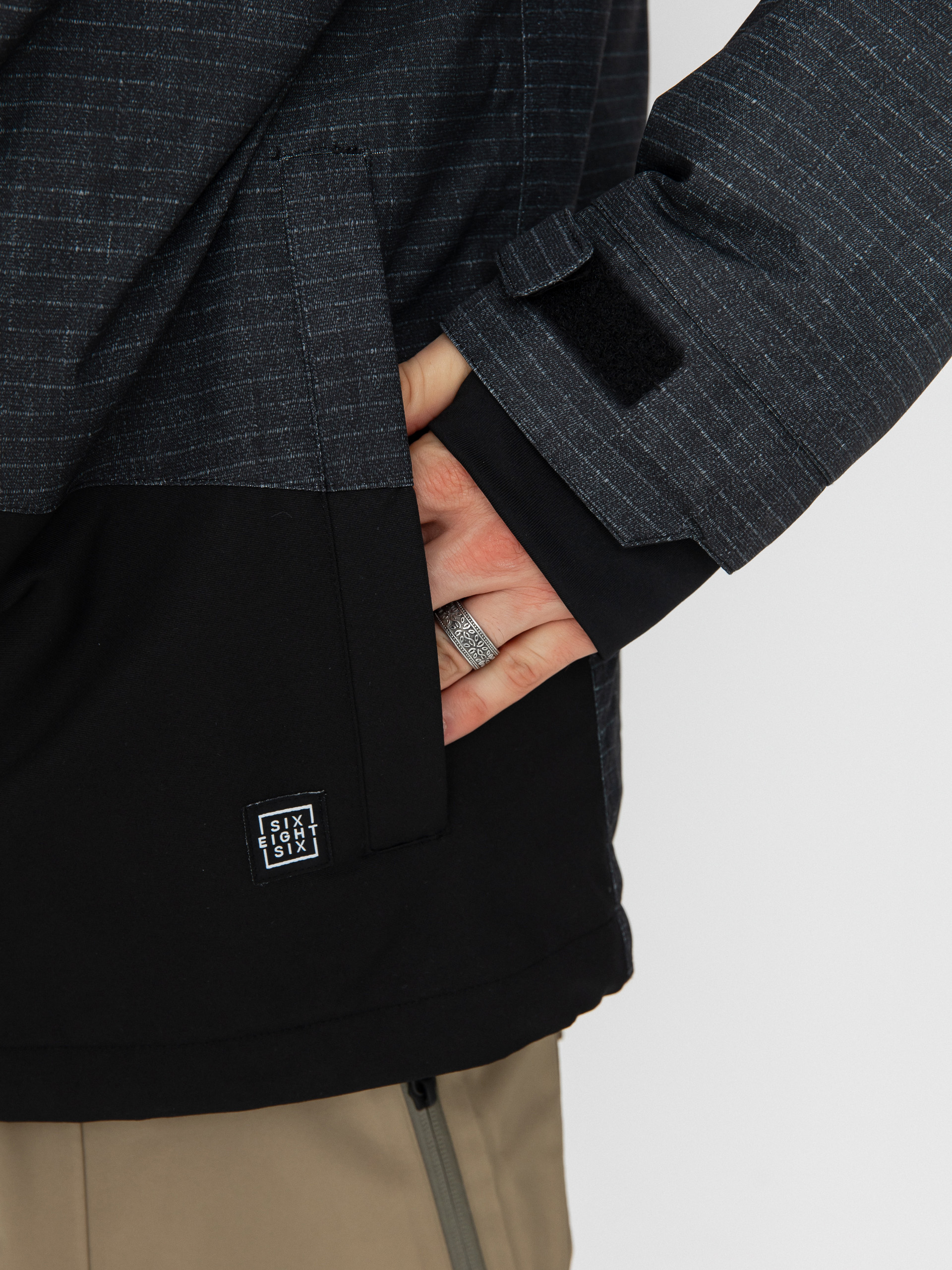 Чоловіча Сноубордична куртка 686 Geo Insulated (black ripstop colorblock)