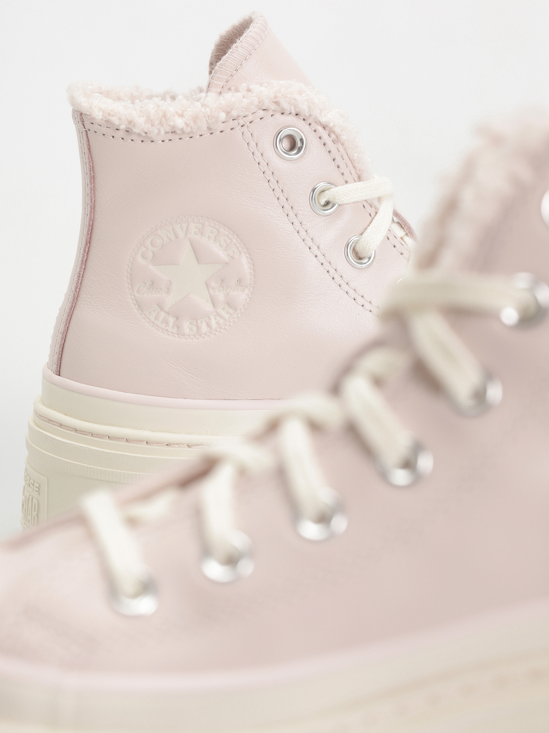 Взуття Converse Chuck Taylor All Star Lugged Heel Sherpa Wmn (blush hush/egret/egret)