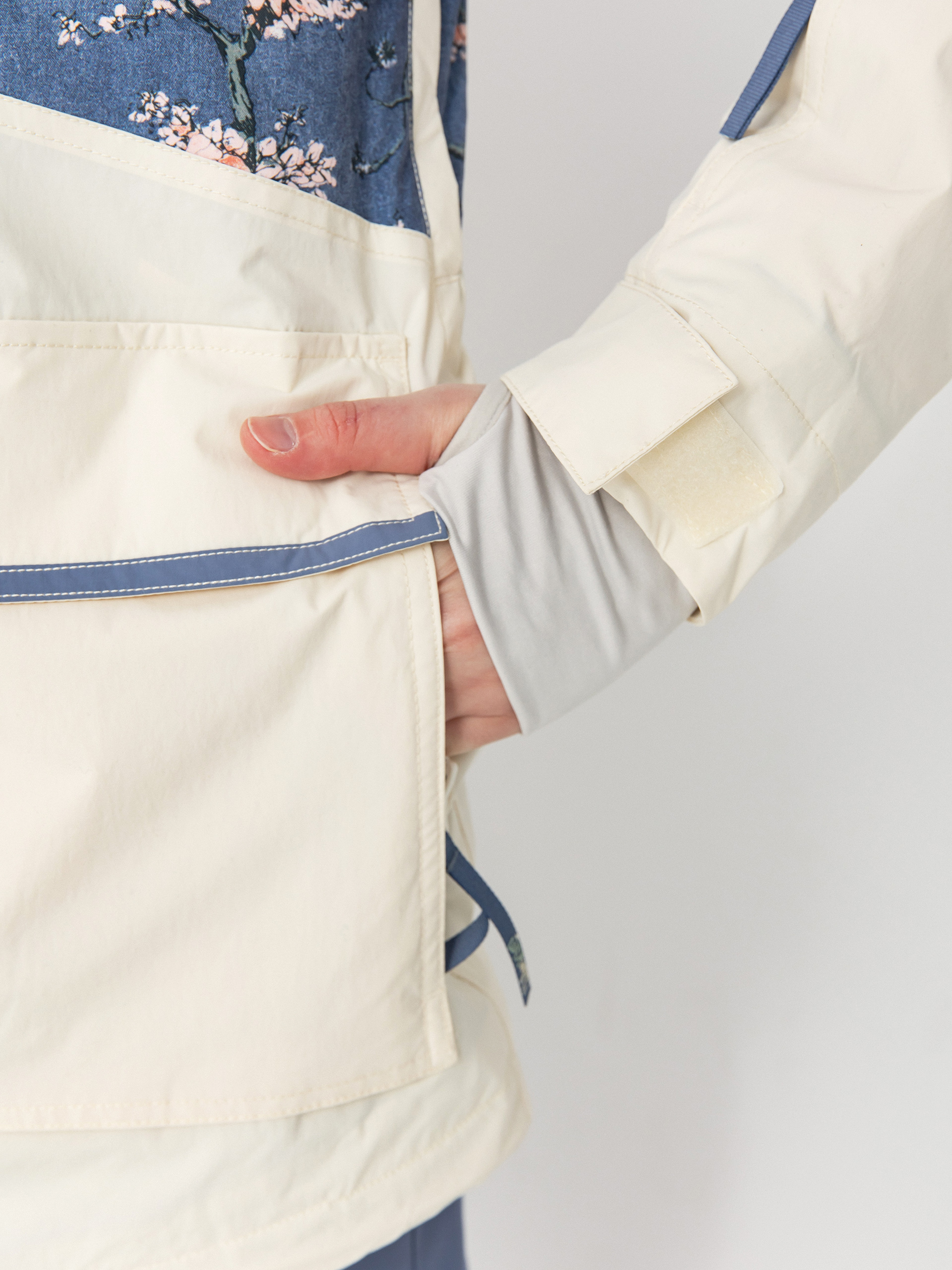 Жіноча Сноубордична куртка Roxy Chloe Kim Parka (chloe blossom)