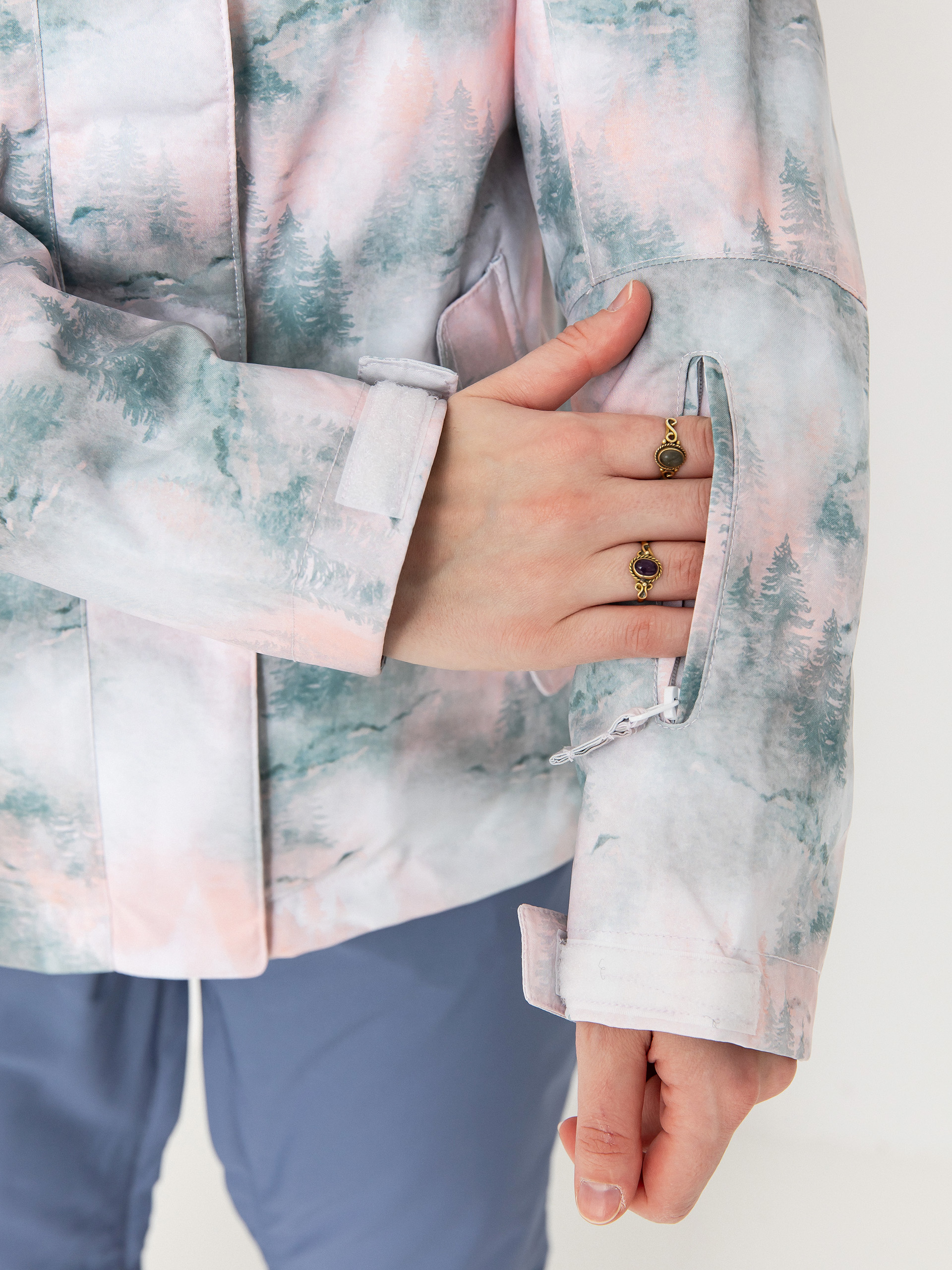 Жіноча Сноубордична куртка Roxy Jetty (mystery fog)