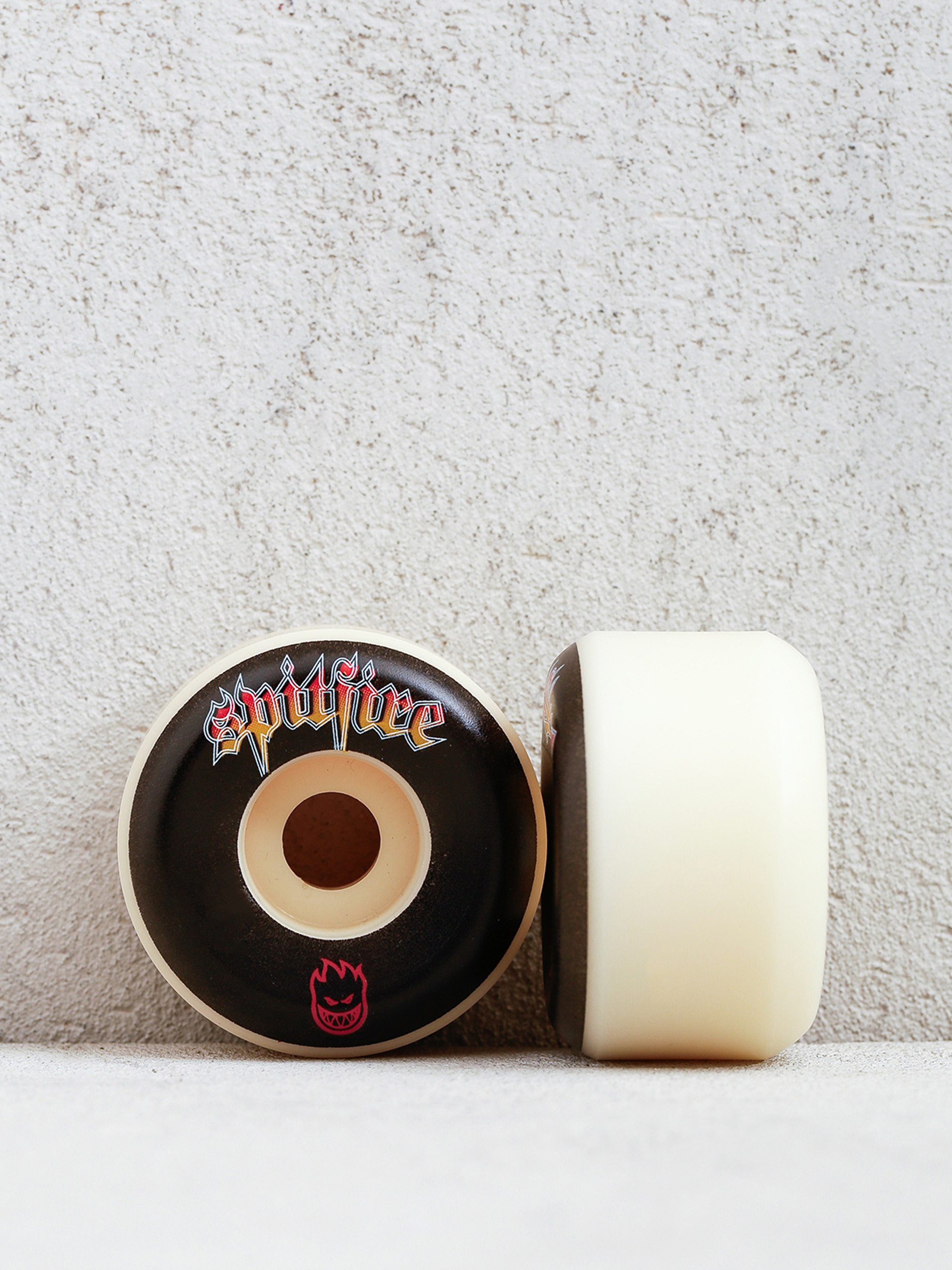 u041au043eu043bu0435u0441u0430 Spitfire F4 99D Venom Script Conical Full (natural/black)