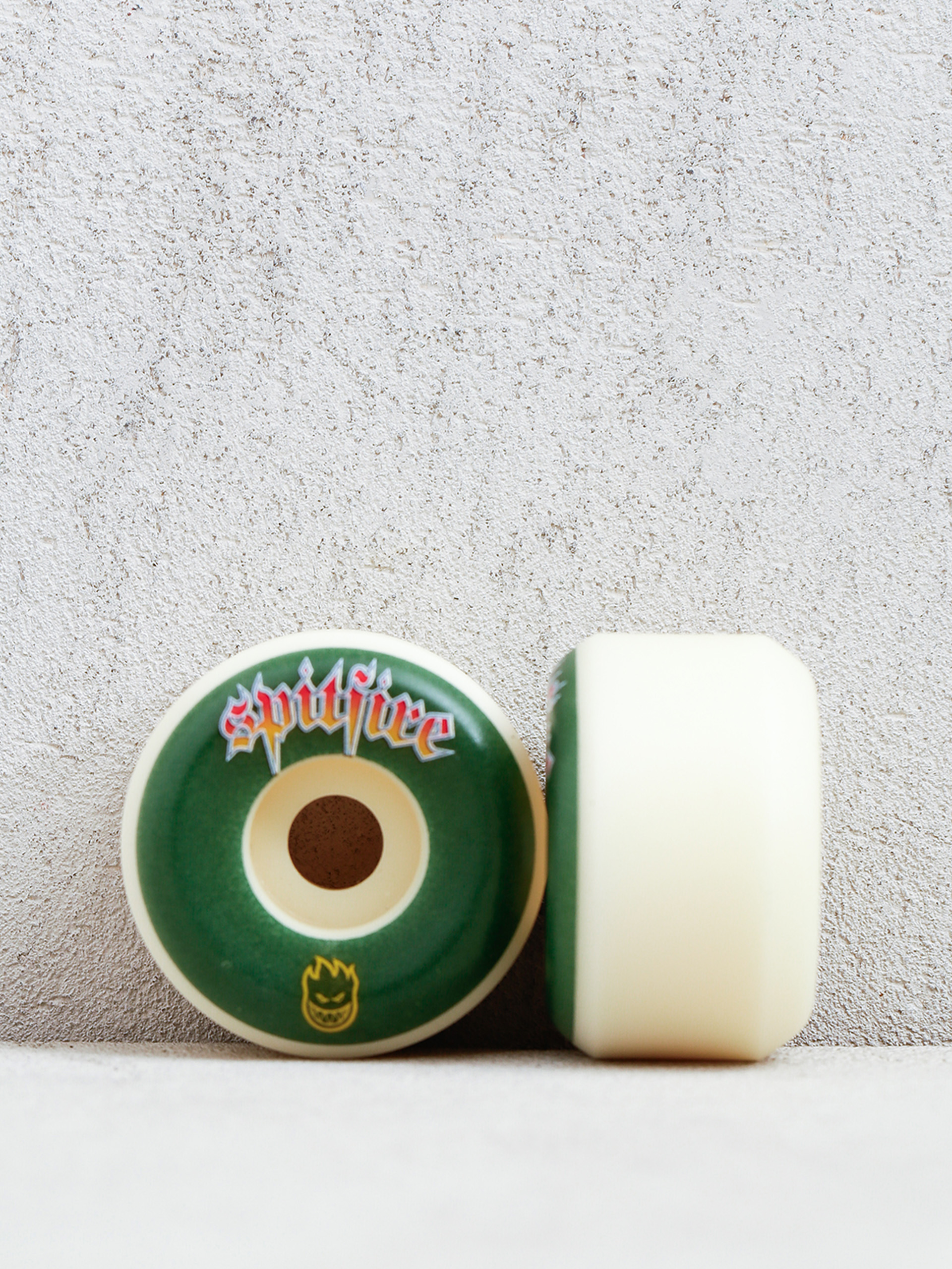 u041au043eu043bu0435u0441u0430 Spitfire F4 99D Venom Script Conical Full (natural/green)