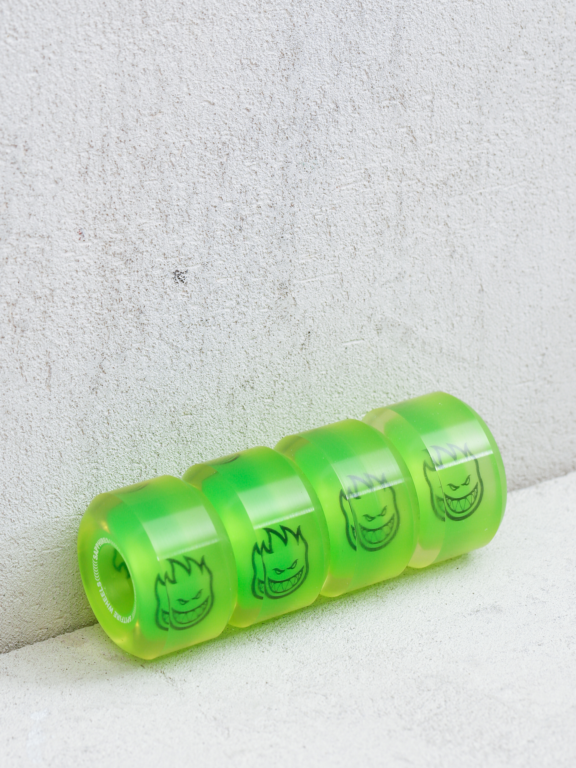 Колеса Spitfire 90D Neon Sapphire Conical Full (green)