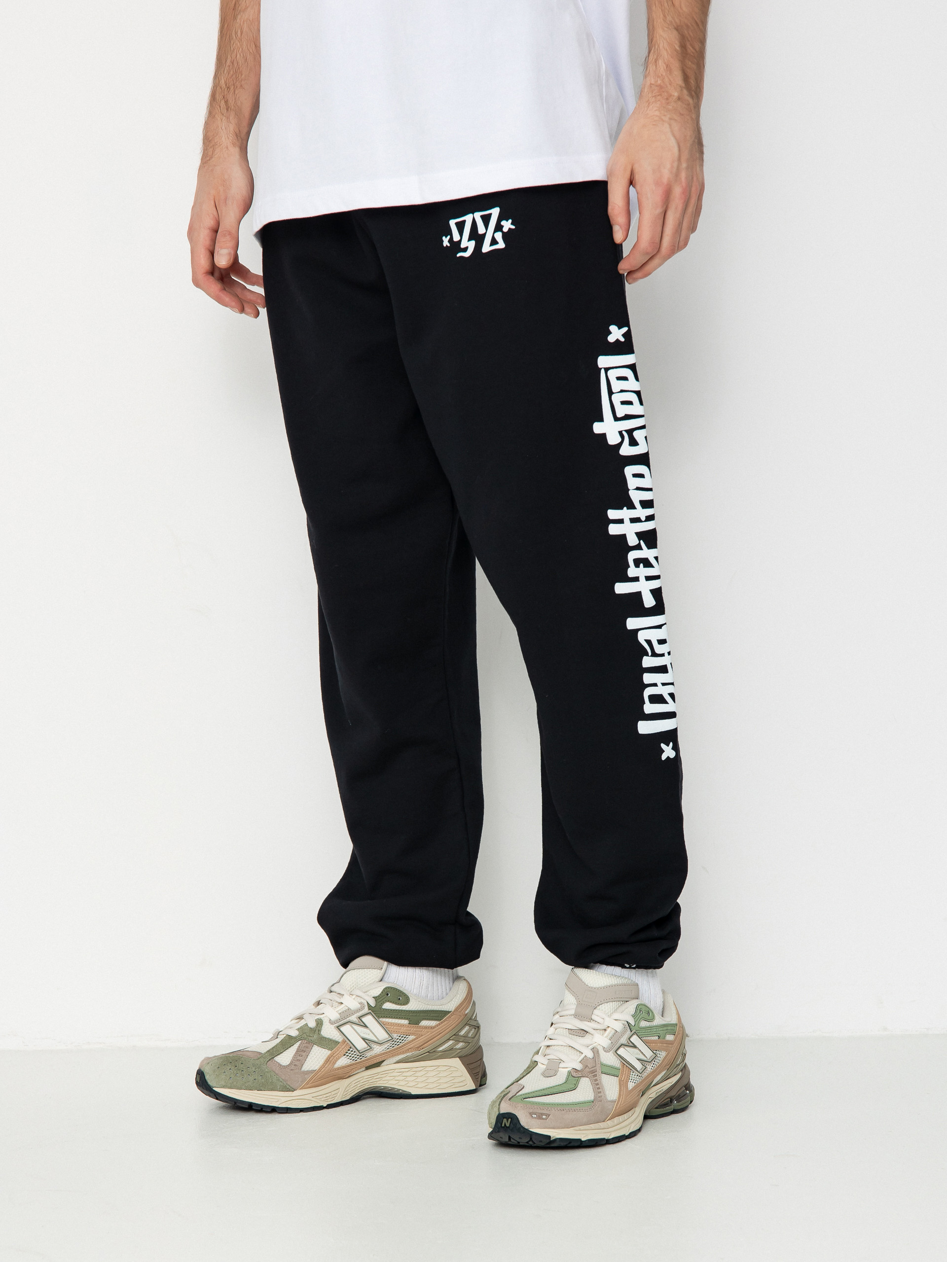 Штани ThirtyTwo 32 Art Jogger (black)