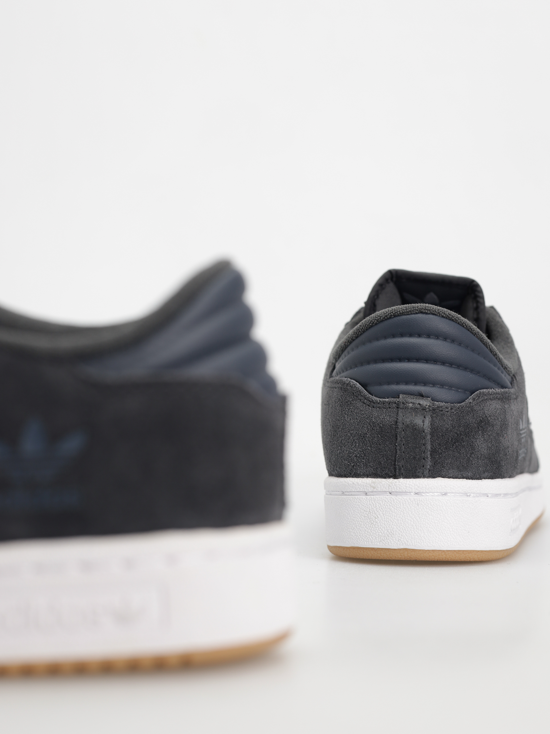 Взуття adidas Centennial 85 Low A (carbon/grethr/conavy)